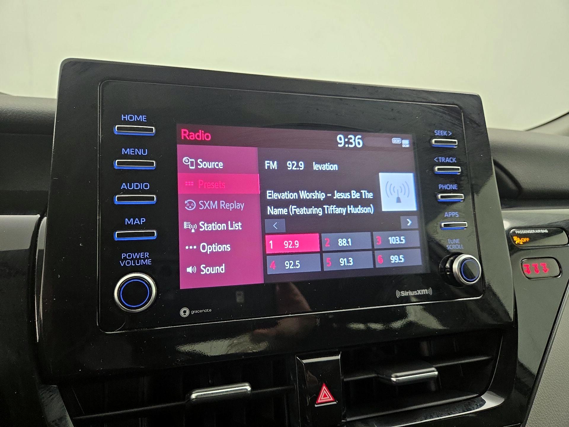 Thumbnail: 2022 Toyota Camry - 15