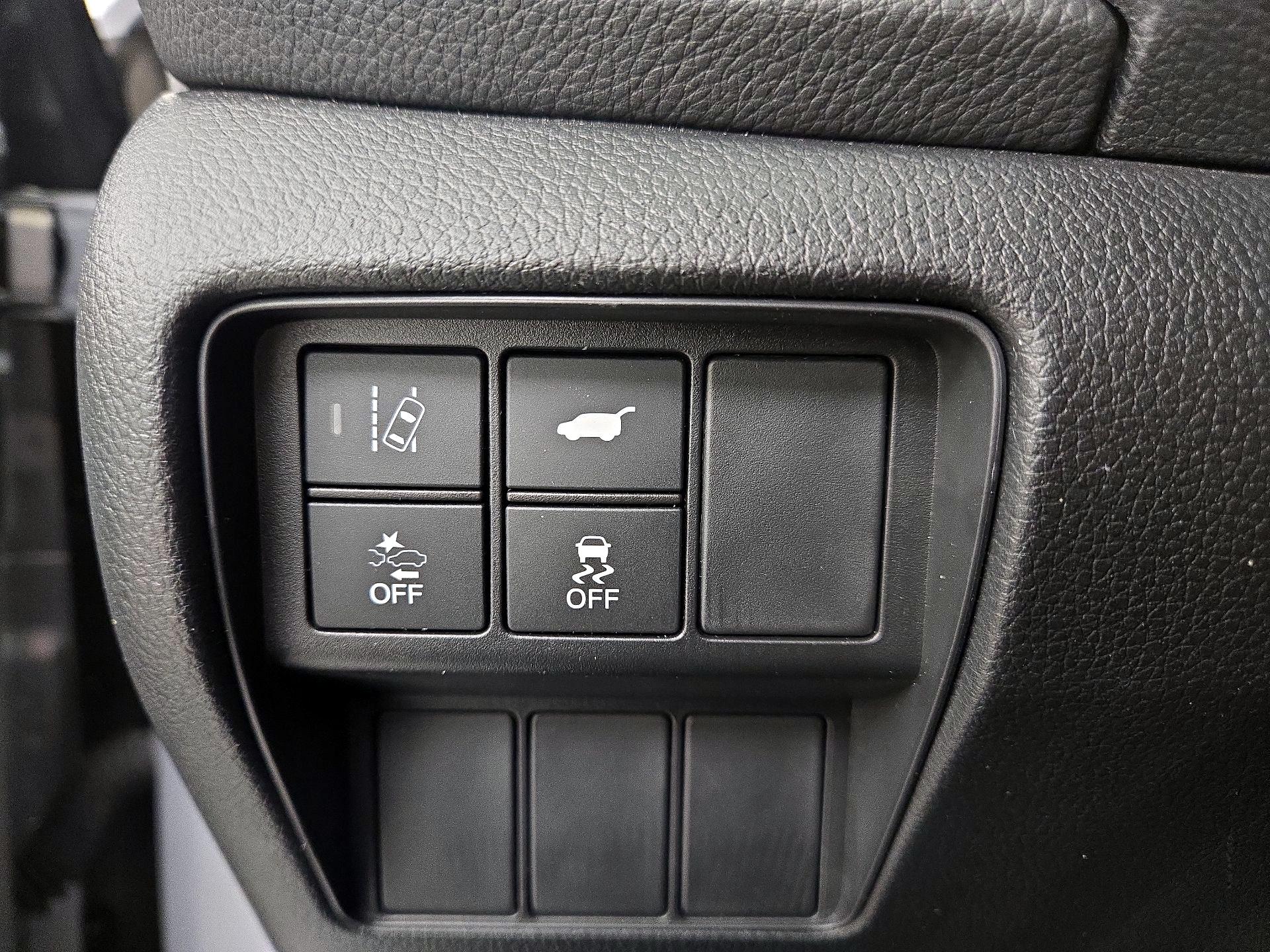 Thumbnail: 2017 Honda CR-V - 13