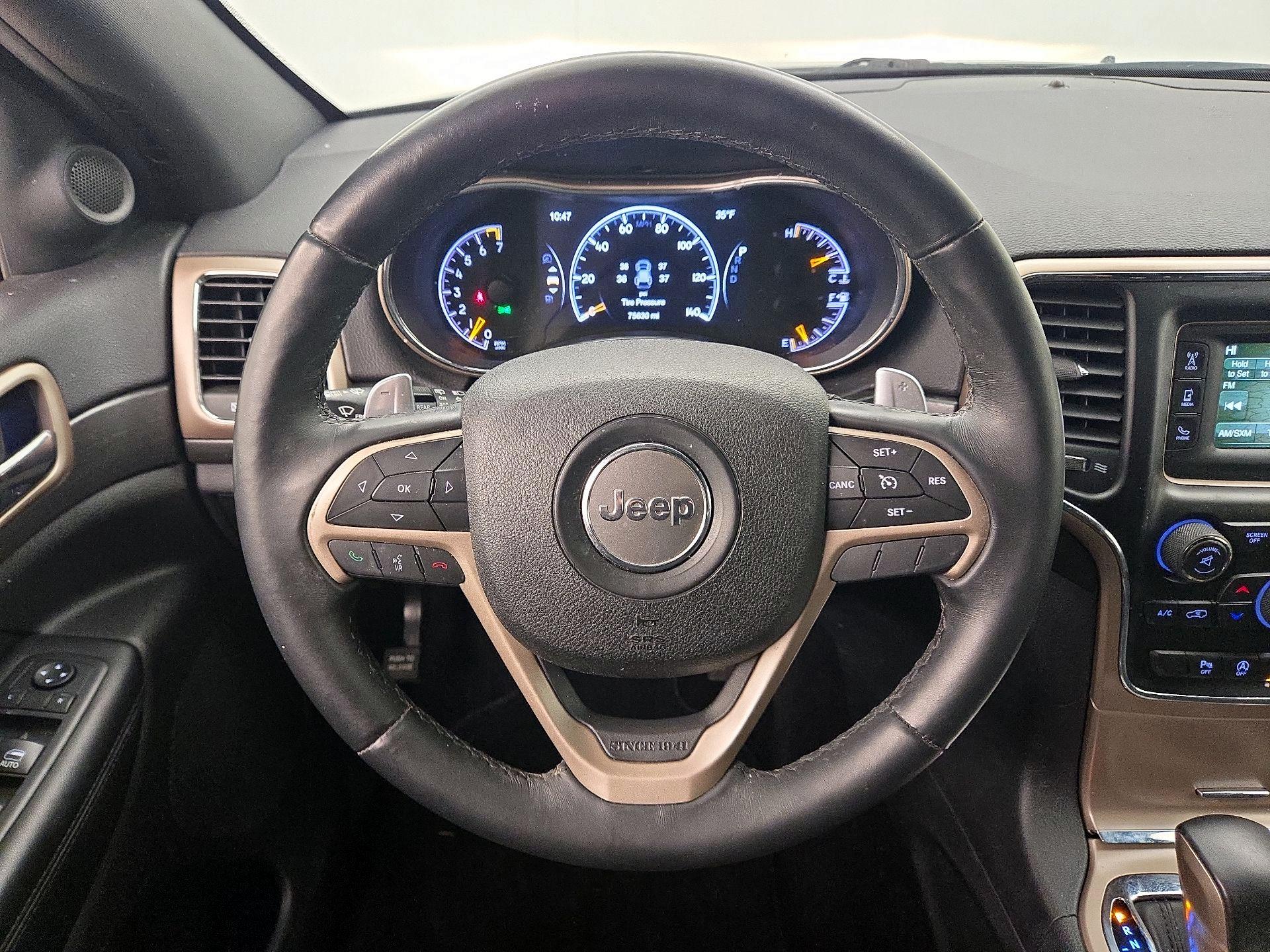 Thumbnail: 2017 Jeep Grand Cherokee - 10