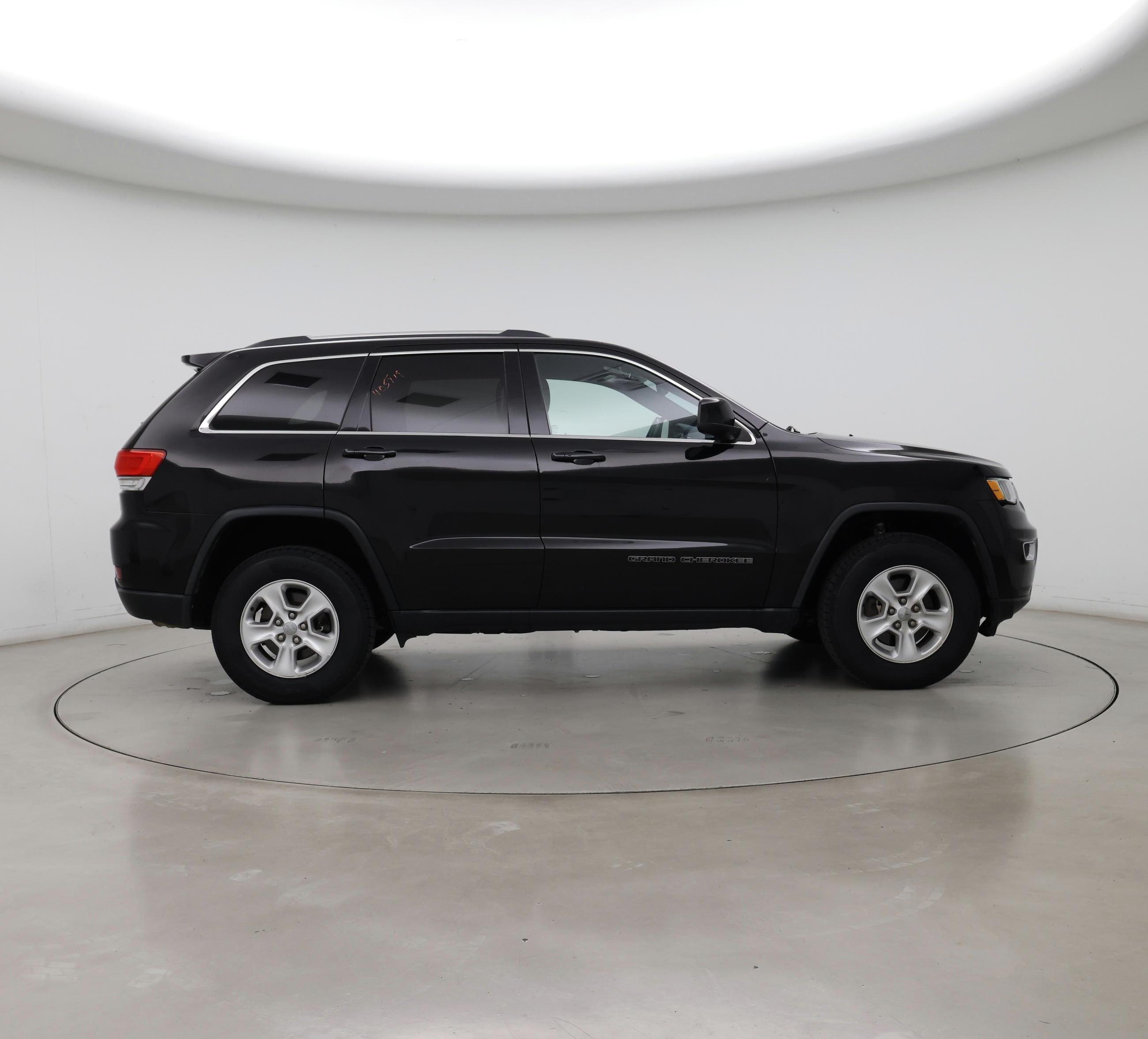 Thumbnail: 2017 Jeep Grand Cherokee - 7