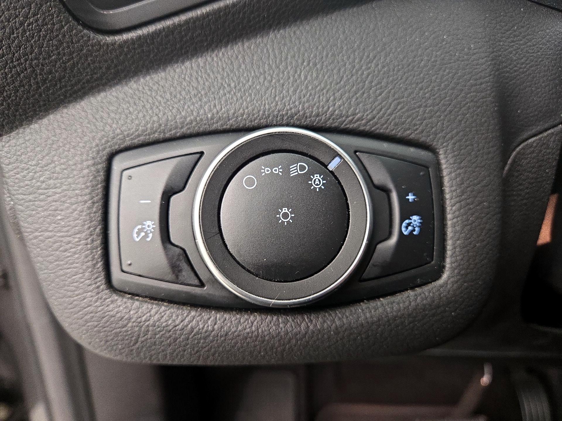 Thumbnail: 2016 Ford Escape - 13