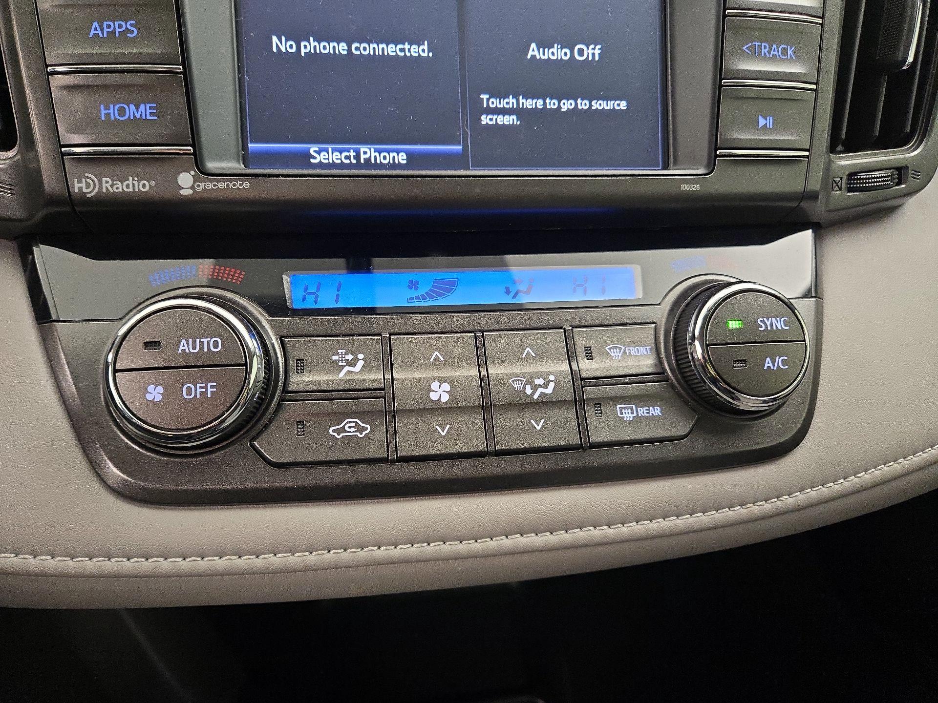 Thumbnail: 2015 Toyota RAV4 - 16