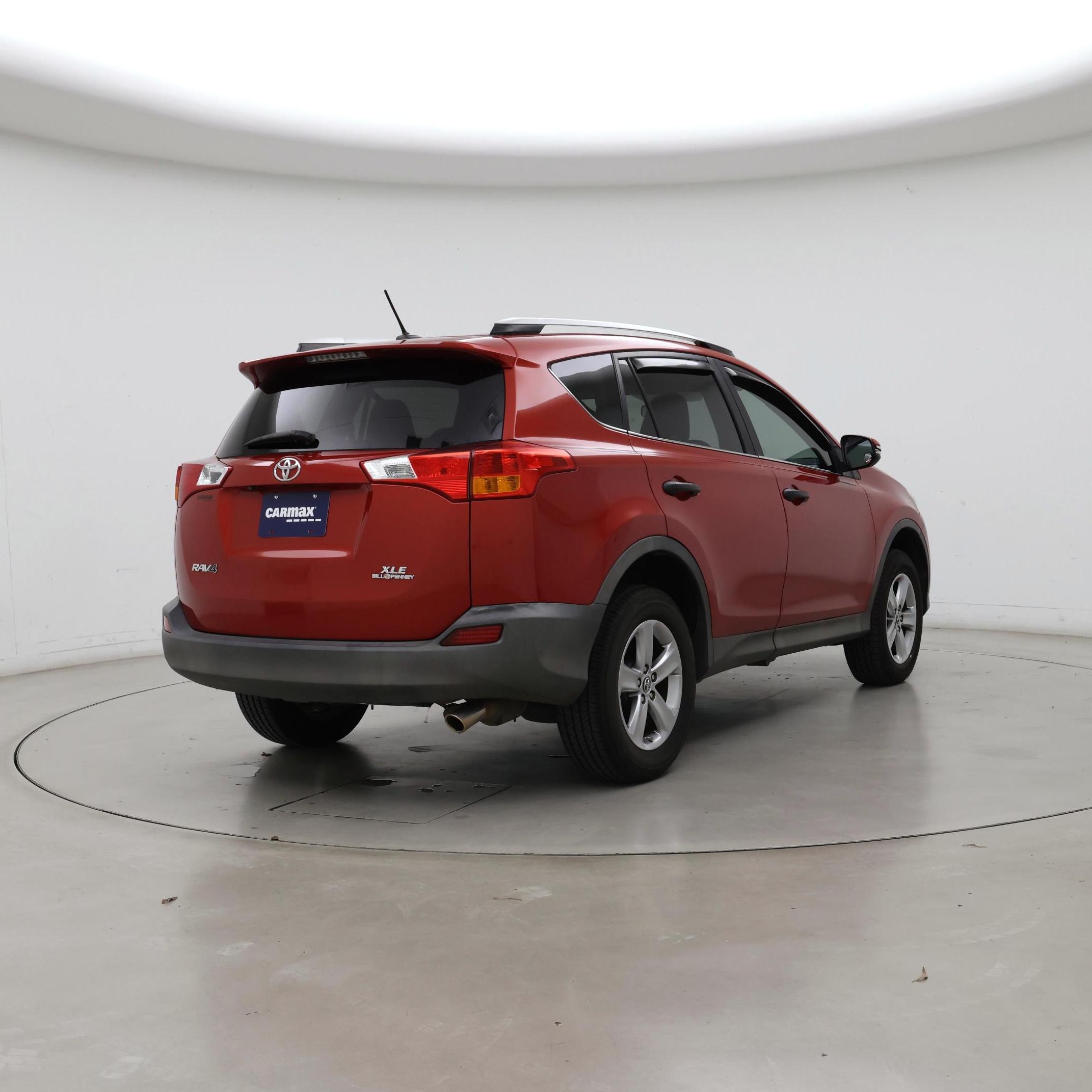 Thumbnail: 2015 Toyota RAV4 - 8