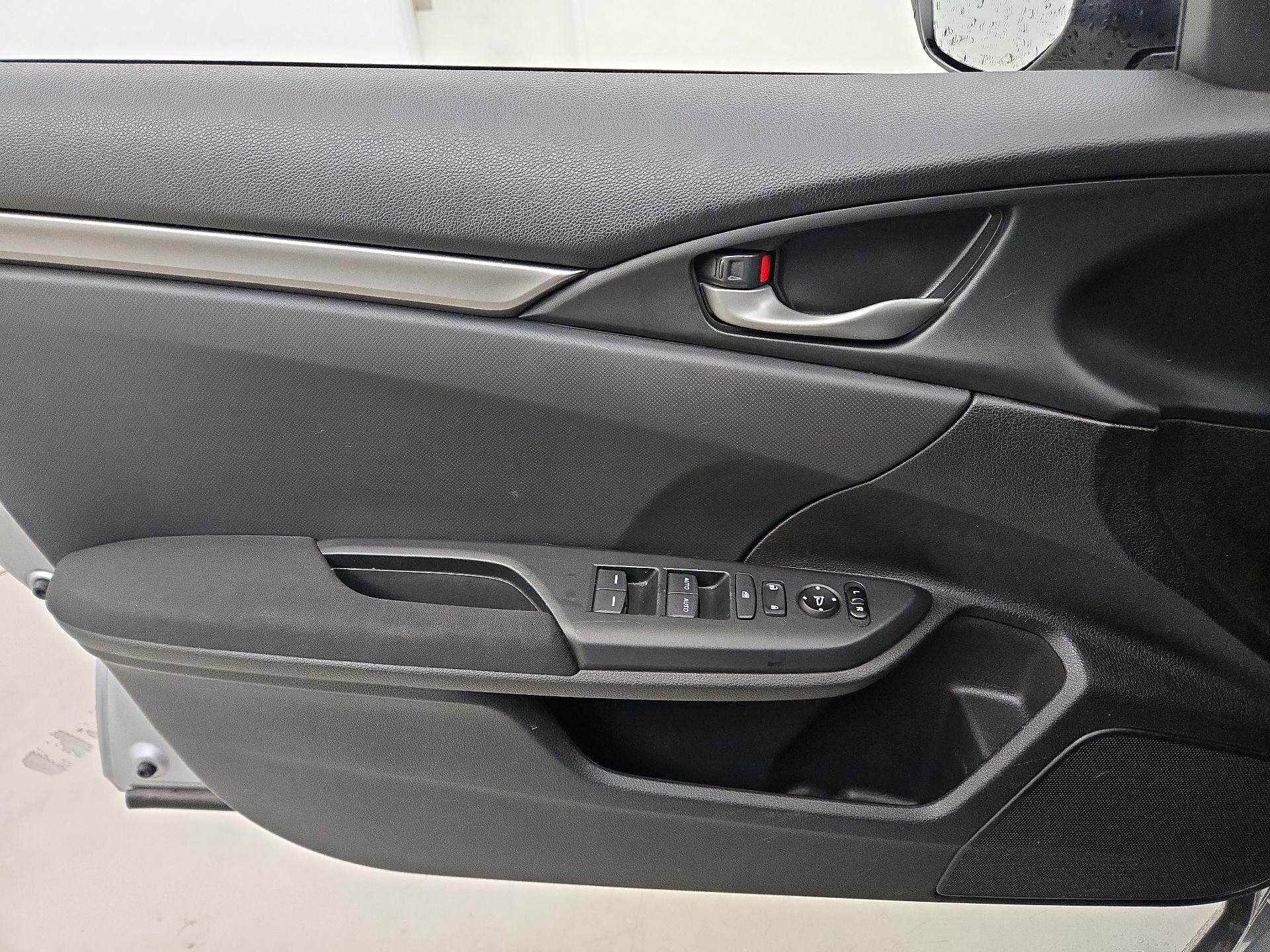 Thumbnail: 2020 Honda Civic - 12