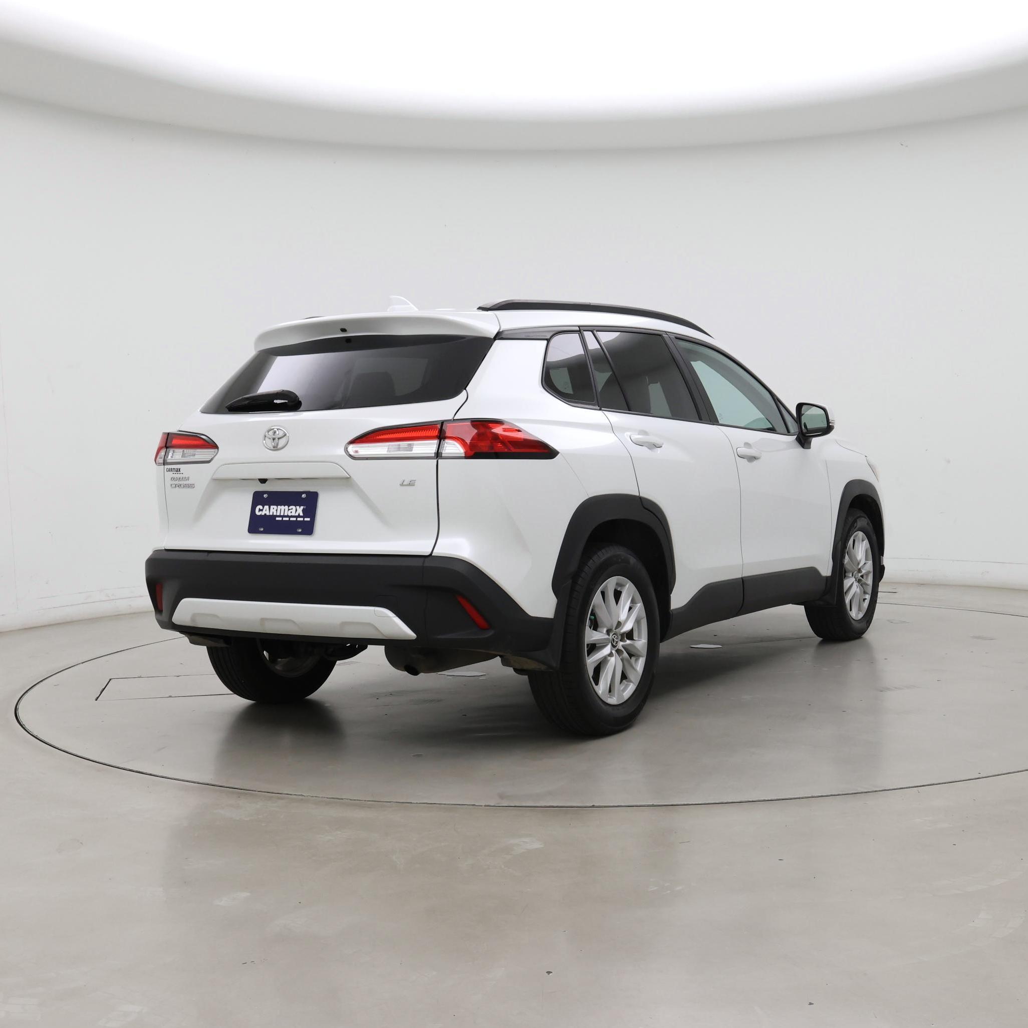 Thumbnail: 2023 Toyota Corolla Cross - 8