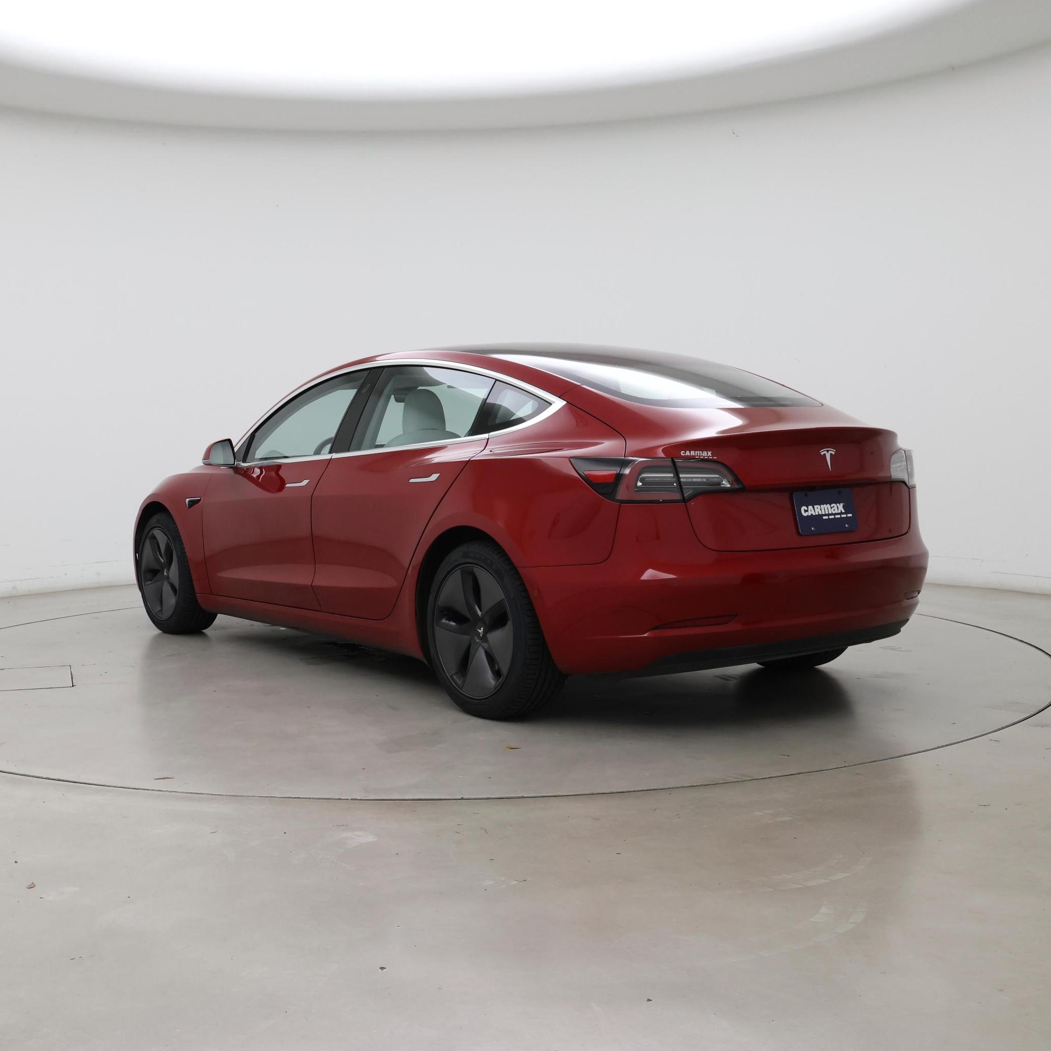 Thumbnail: 2019 Tesla Model 3 - 2
