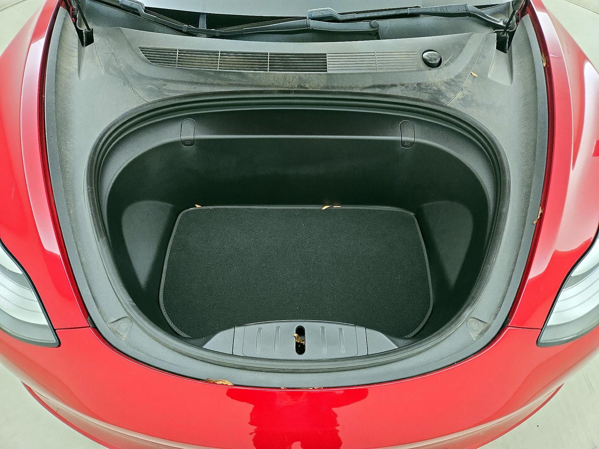 Thumbnail: 2019 Tesla Model 3 - 20