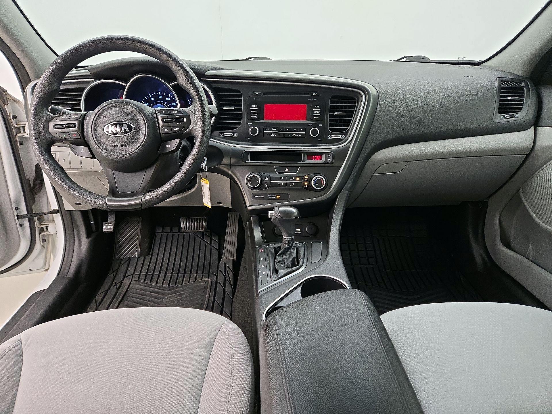 Thumbnail: 2015 Kia Optima - 9