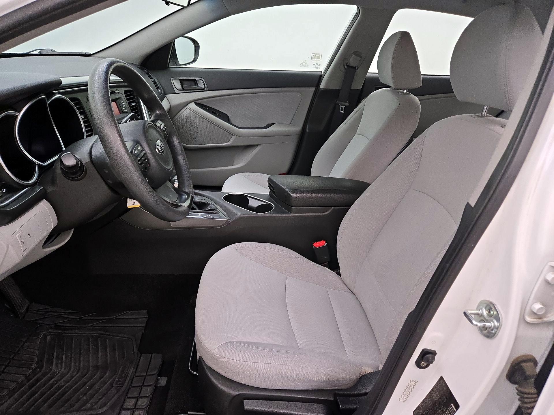 Thumbnail: 2015 Kia Optima - 11