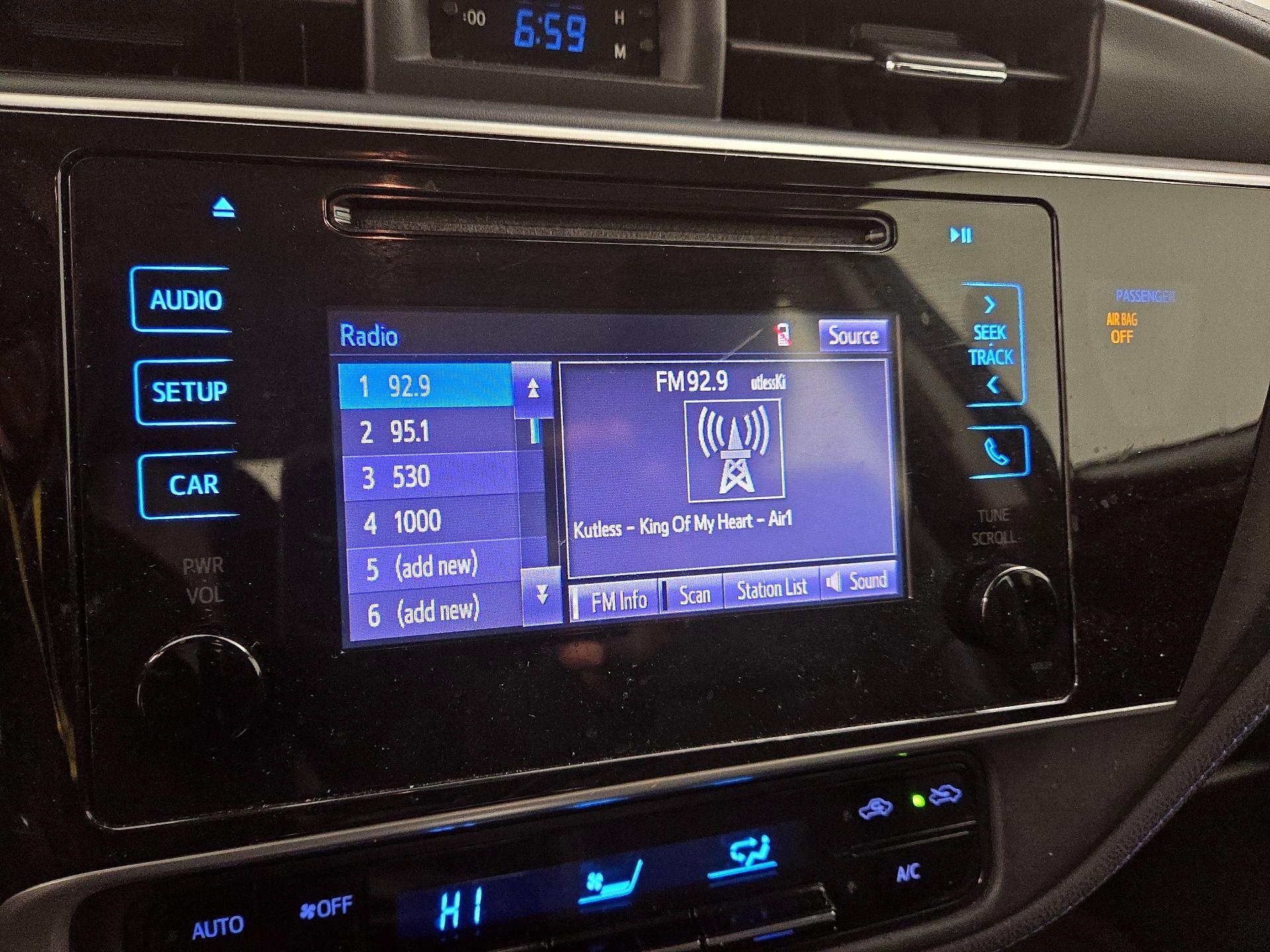 Thumbnail: 2019 Toyota Corolla - 15