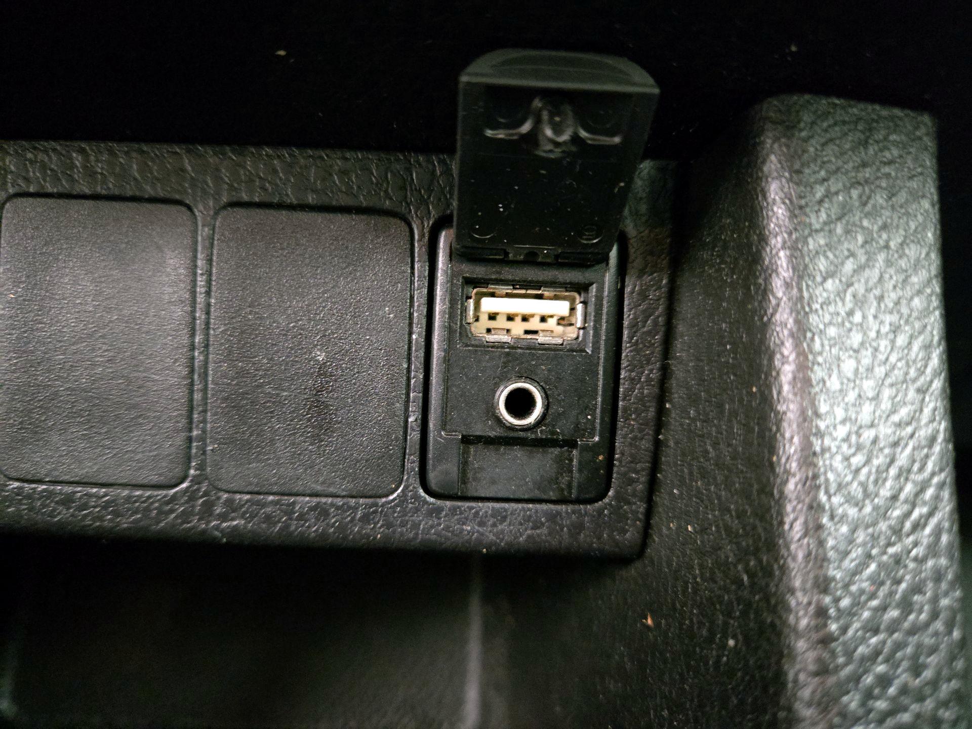 Thumbnail: 2019 Toyota Corolla - 18