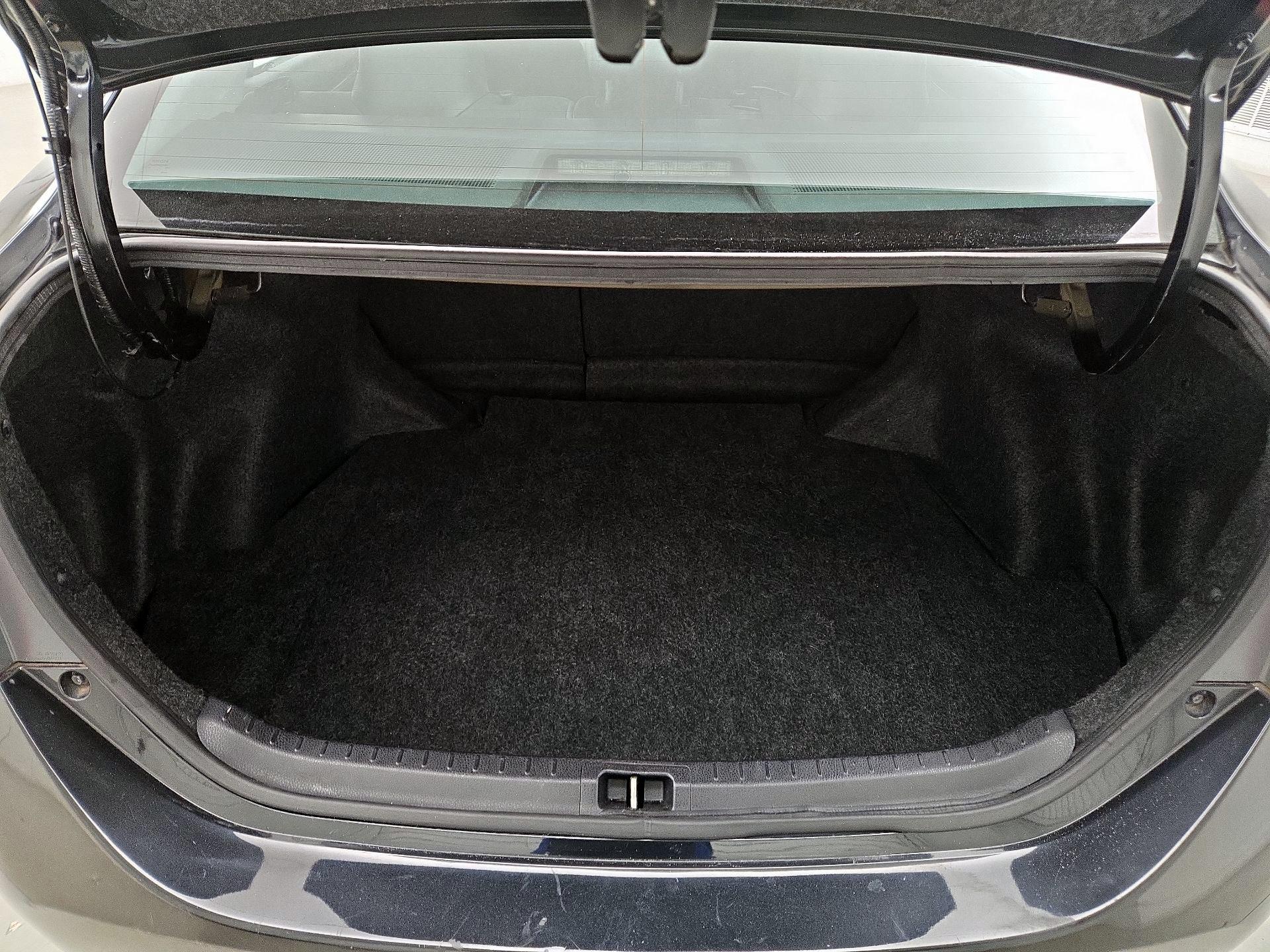 Thumbnail: 2019 Toyota Corolla - 20