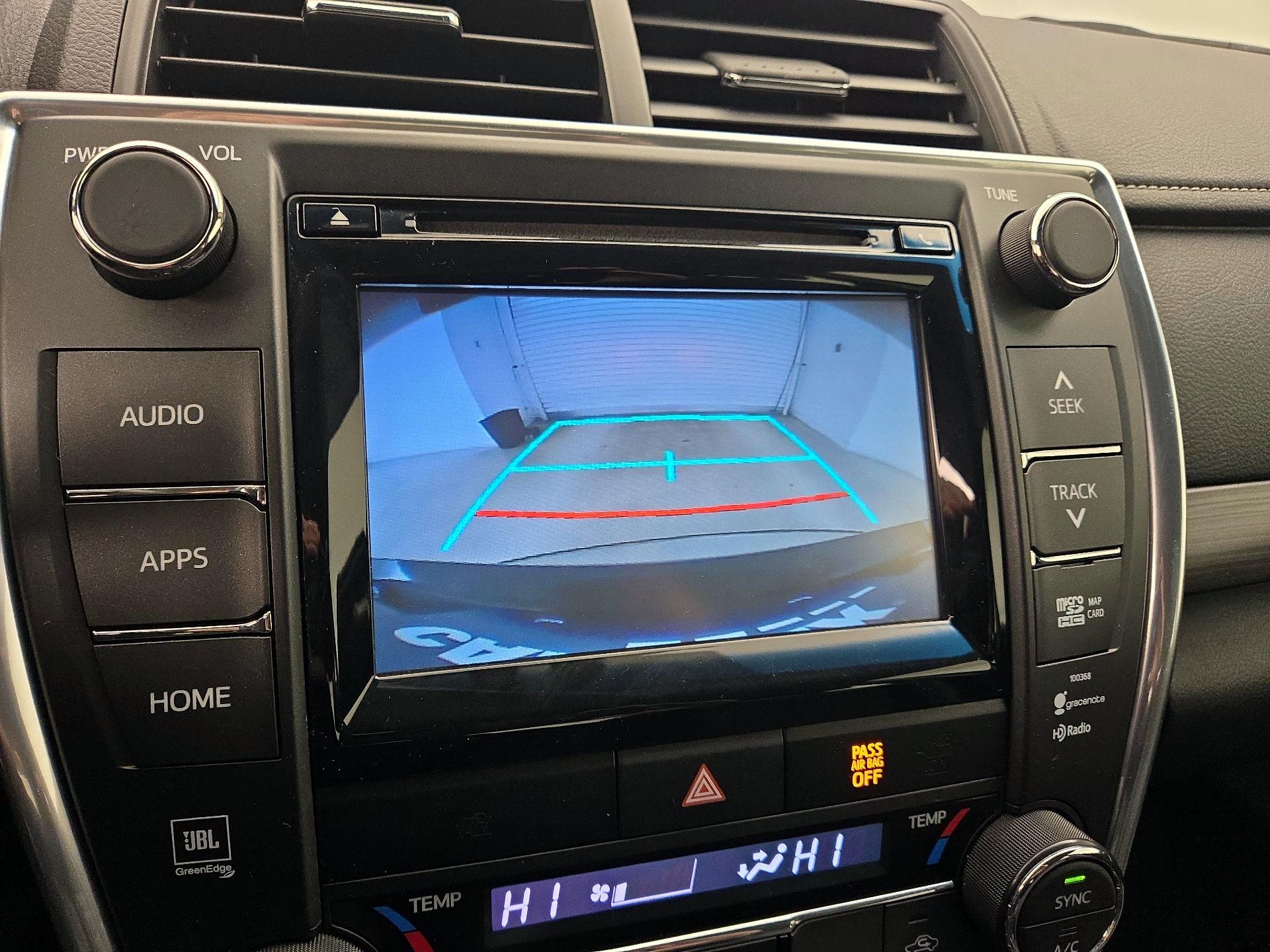 Thumbnail: 2015 Toyota Camry - 14