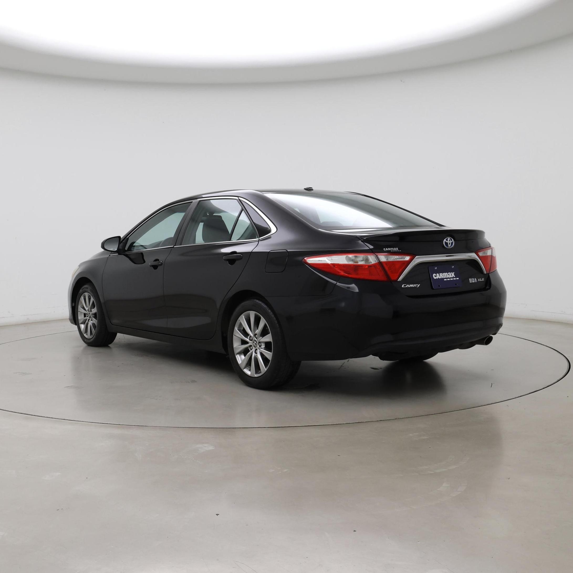 Thumbnail: 2015 Toyota Camry - 2