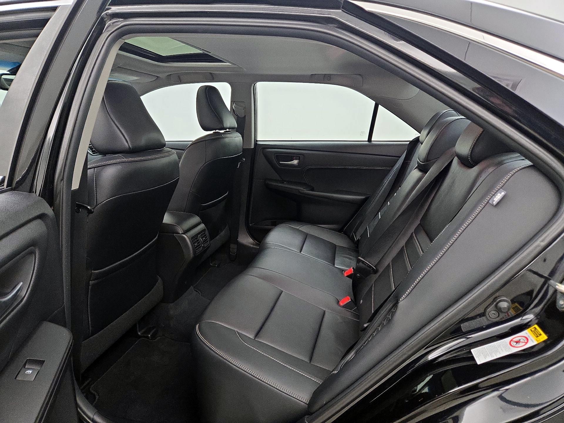 Thumbnail: 2015 Toyota Camry - 20