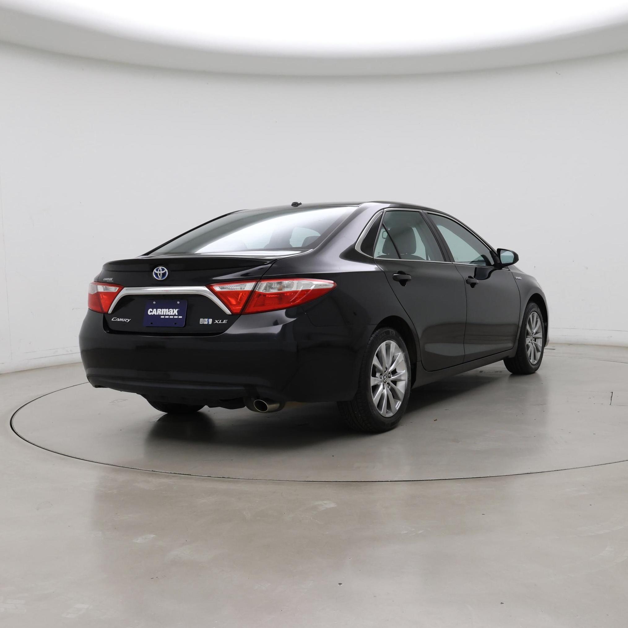 Thumbnail: 2015 Toyota Camry - 8