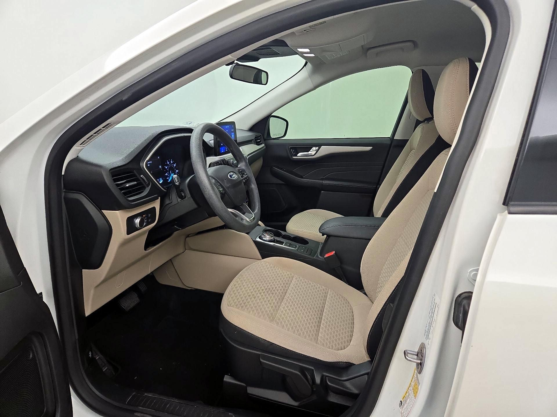 Thumbnail: 2021 Ford Escape - 11