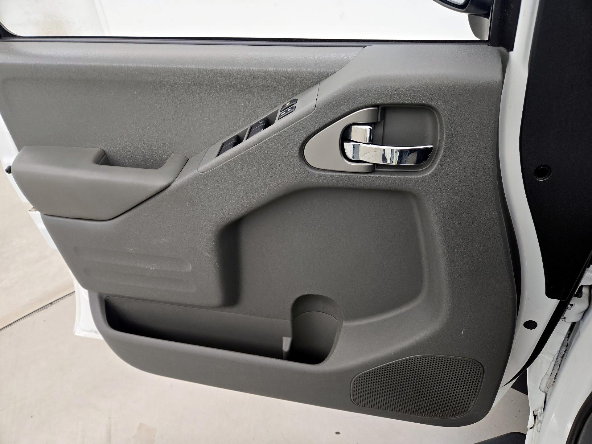 Thumbnail: 2018 Nissan Frontier - 12