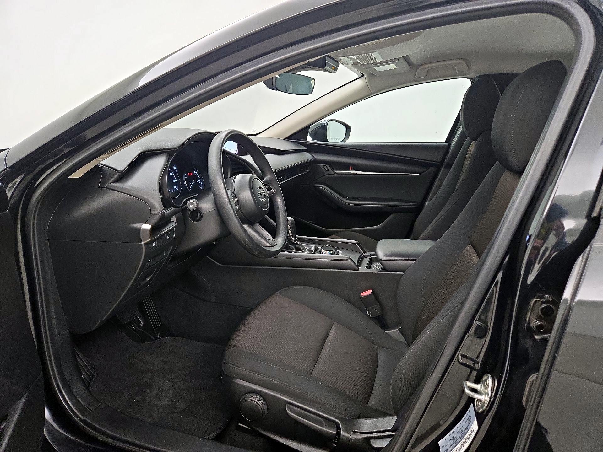 Thumbnail: 2021 Mazda Mazda3 - 11