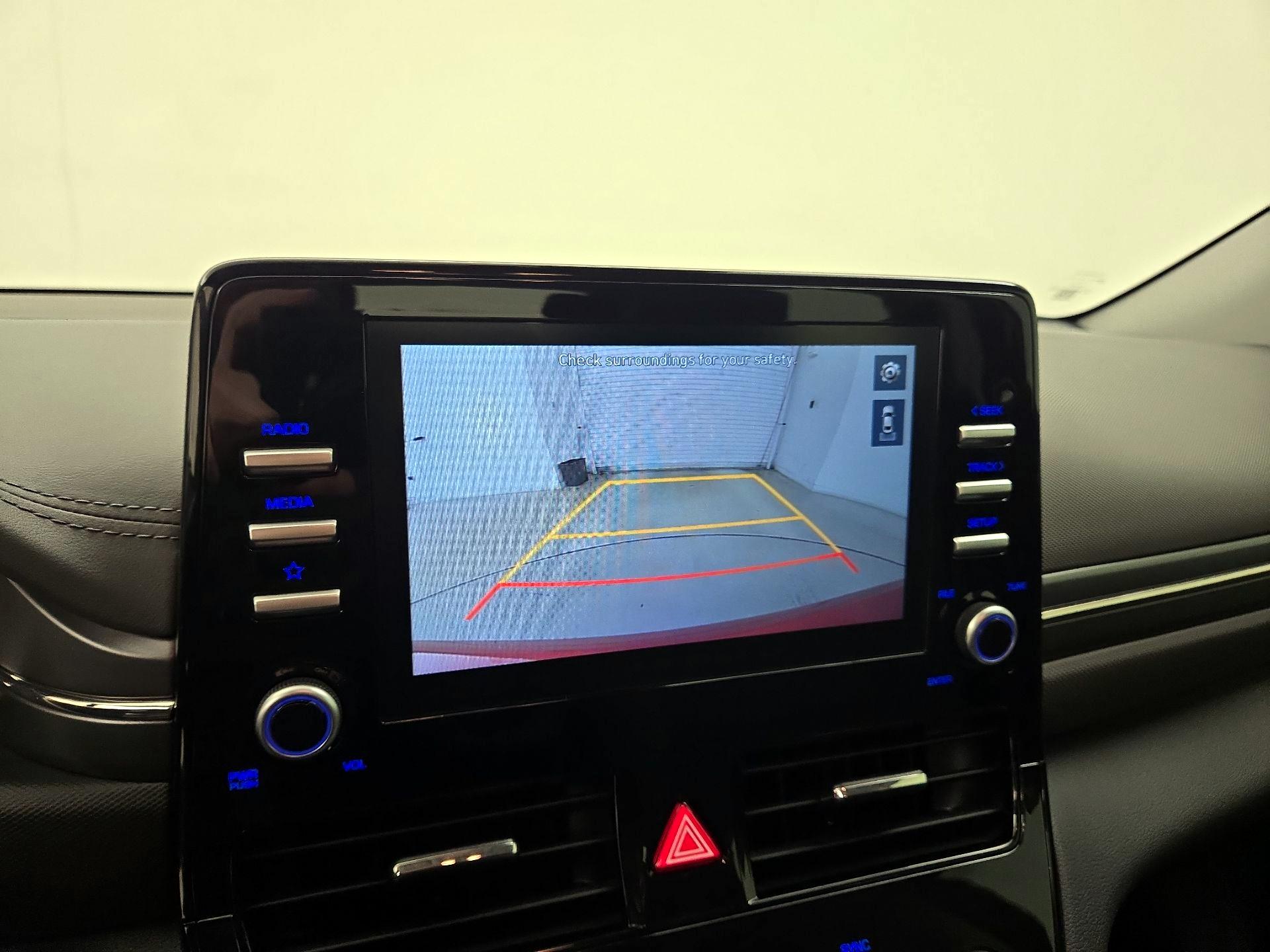 Thumbnail: 2022 Hyundai Ioniq - 14