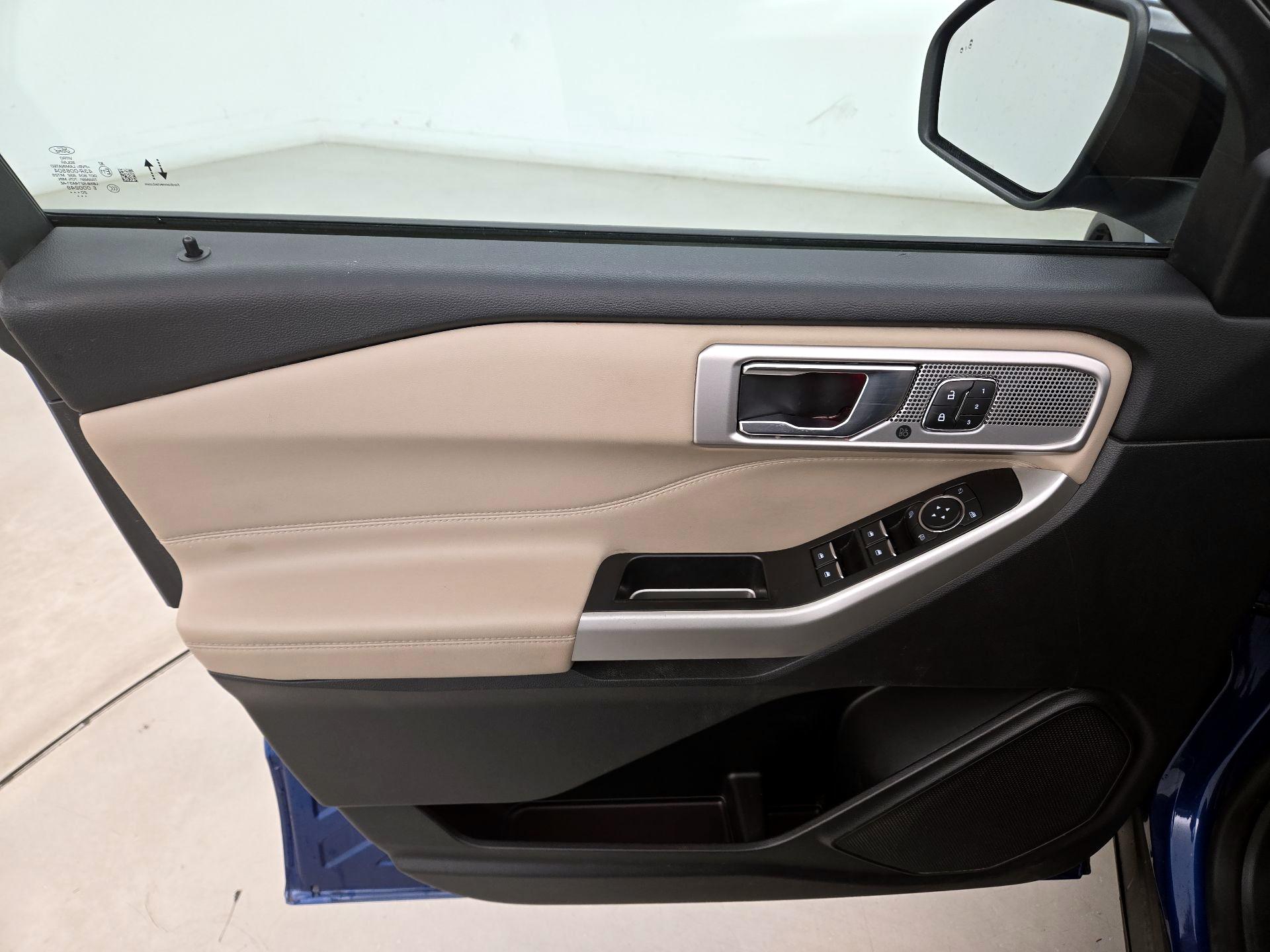 Thumbnail: 2021 Ford Explorer - 12