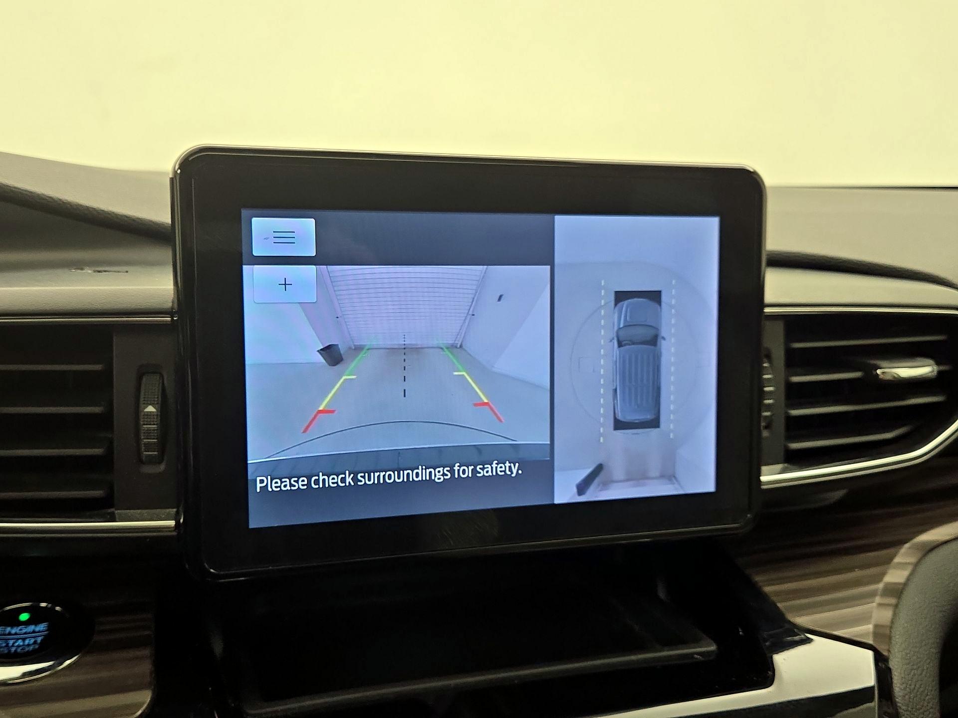 Thumbnail: 2021 Ford Explorer - 15