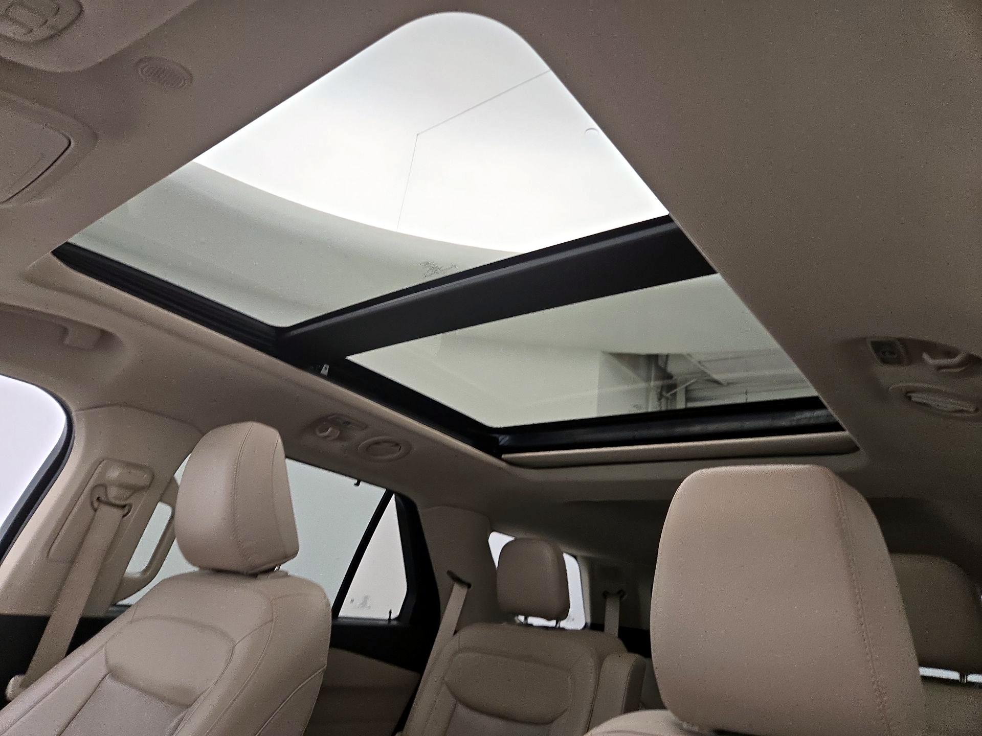 Thumbnail: 2021 Ford Explorer - 20