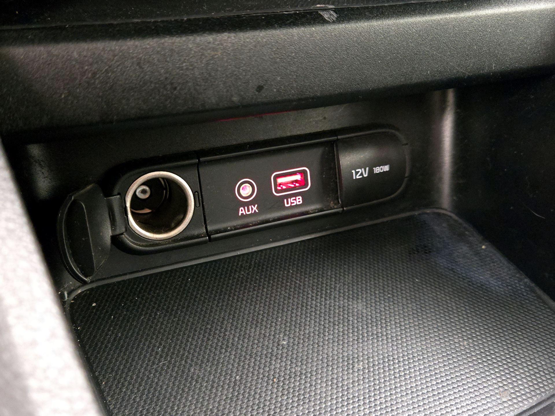 Thumbnail: 2020 Kia Forte - 18