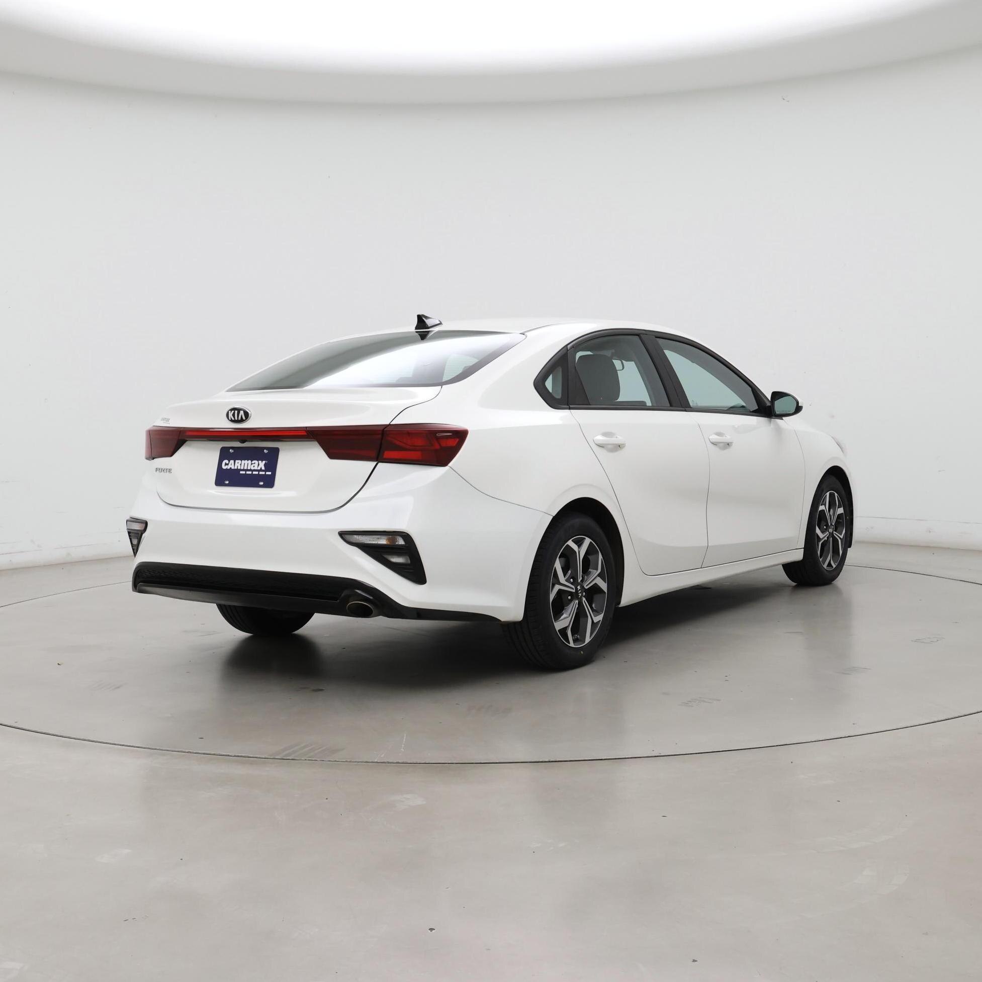 Thumbnail: 2020 Kia Forte - 8