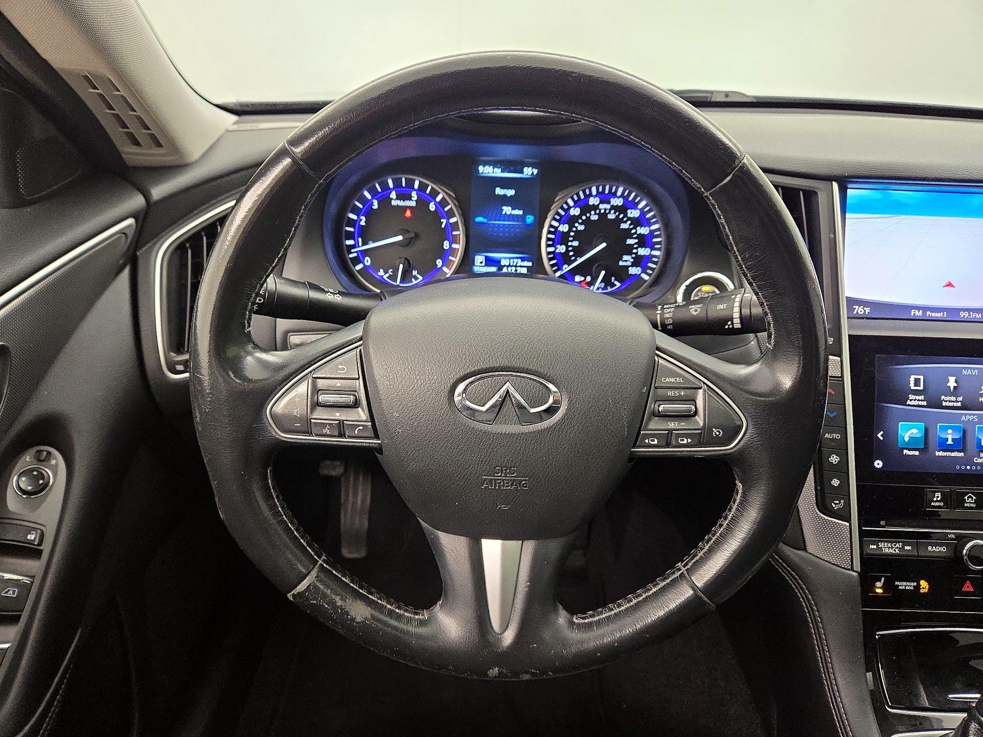 Thumbnail: 2015 INFINITI Q50 - 10