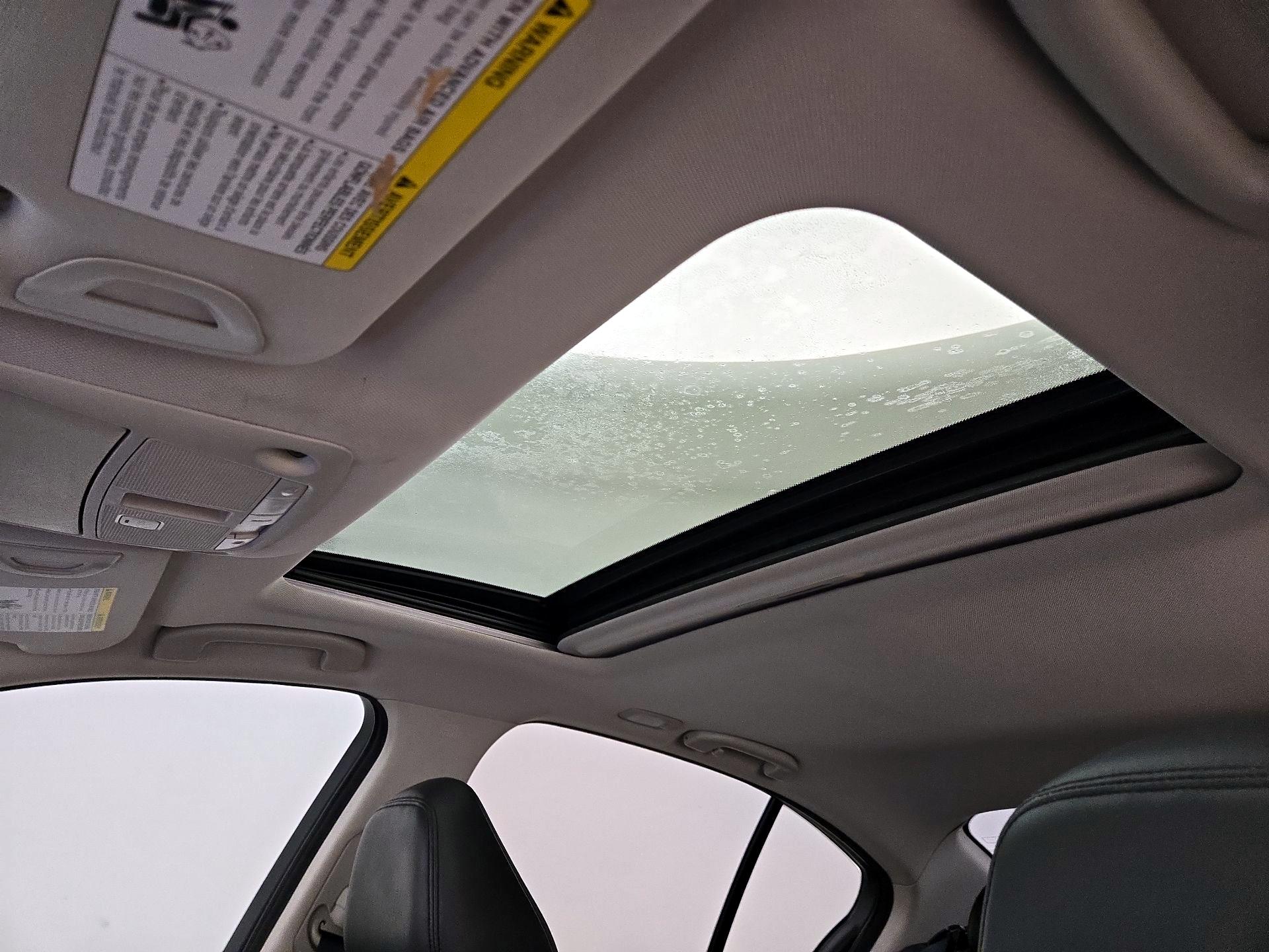 Thumbnail: 2015 INFINITI Q50 - 20