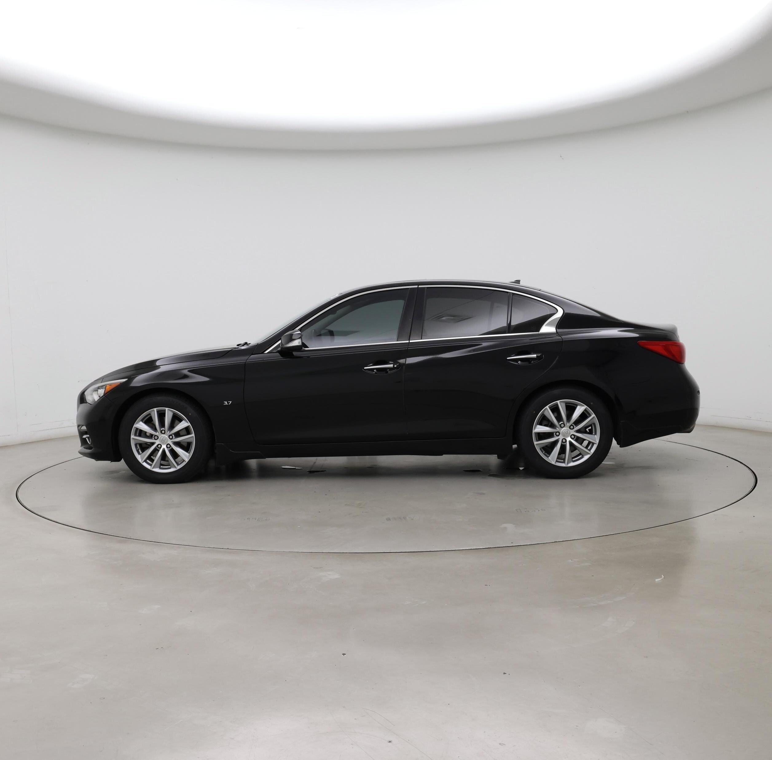 Thumbnail: 2015 INFINITI Q50 - 3