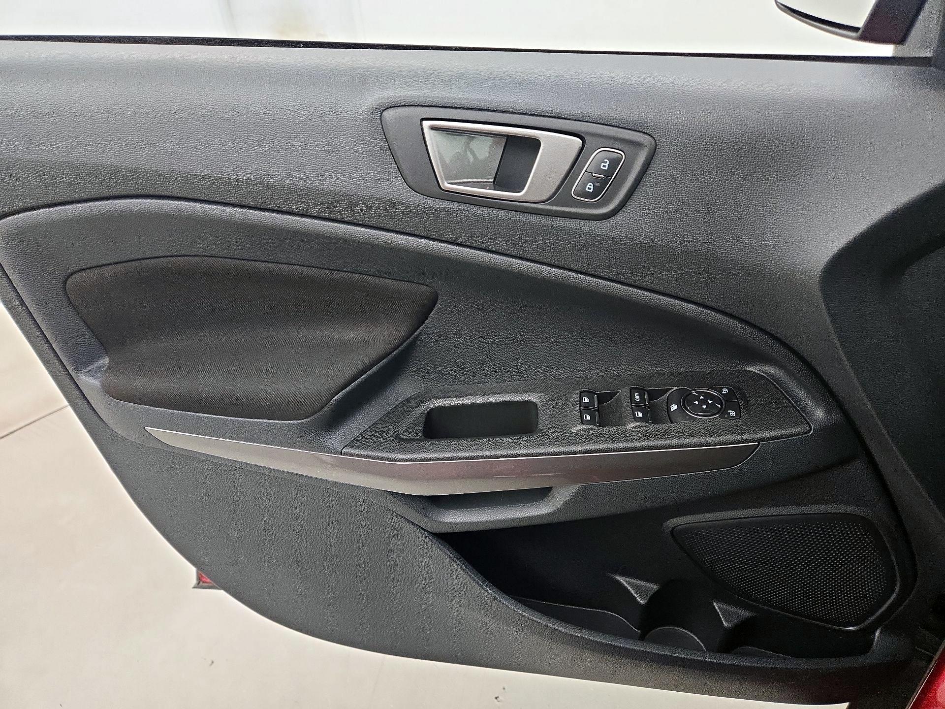 Thumbnail: 2021 Ford EcoSport - 12