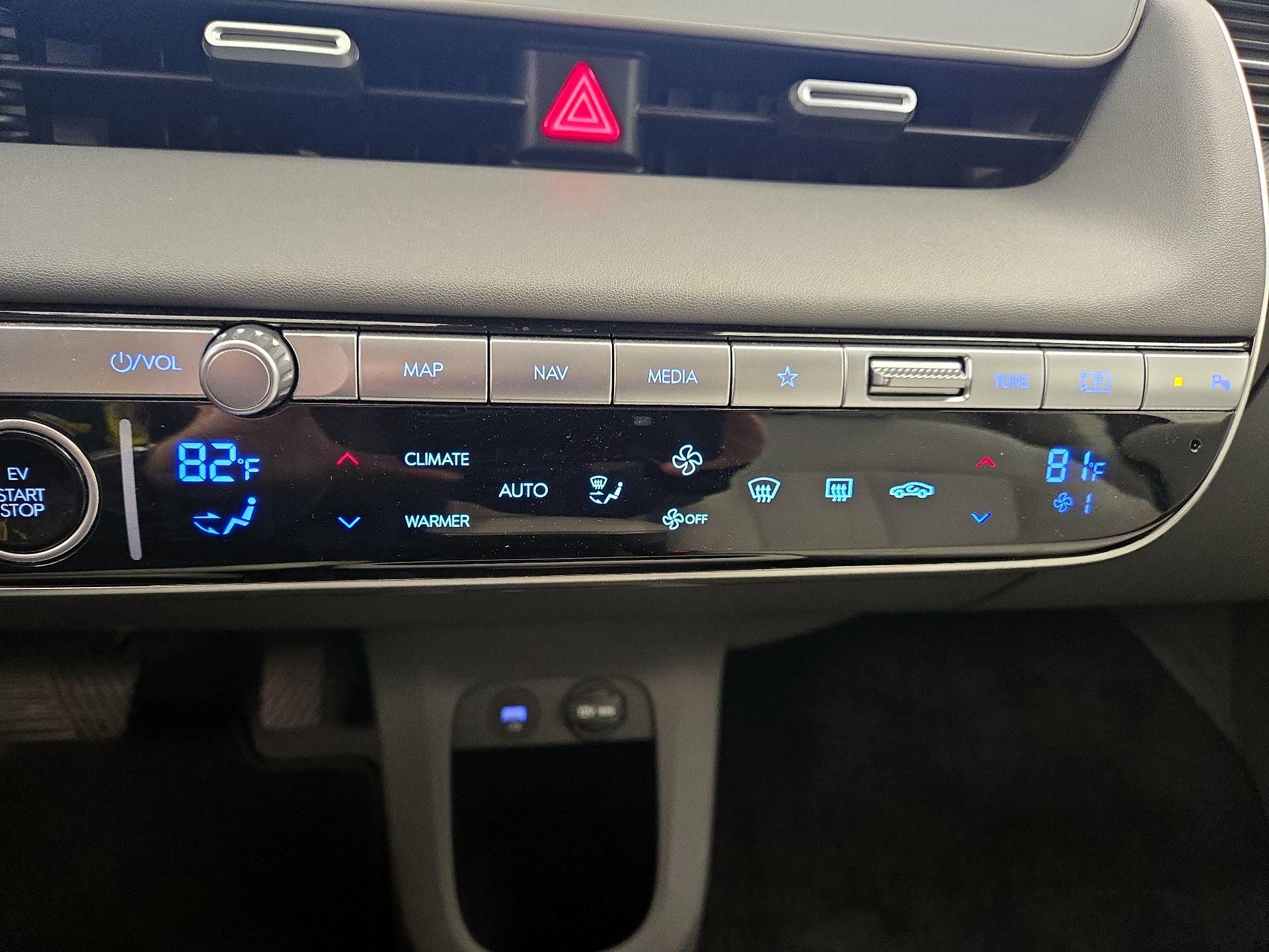 Thumbnail: 2023 Hyundai Ioniq 5 - 17