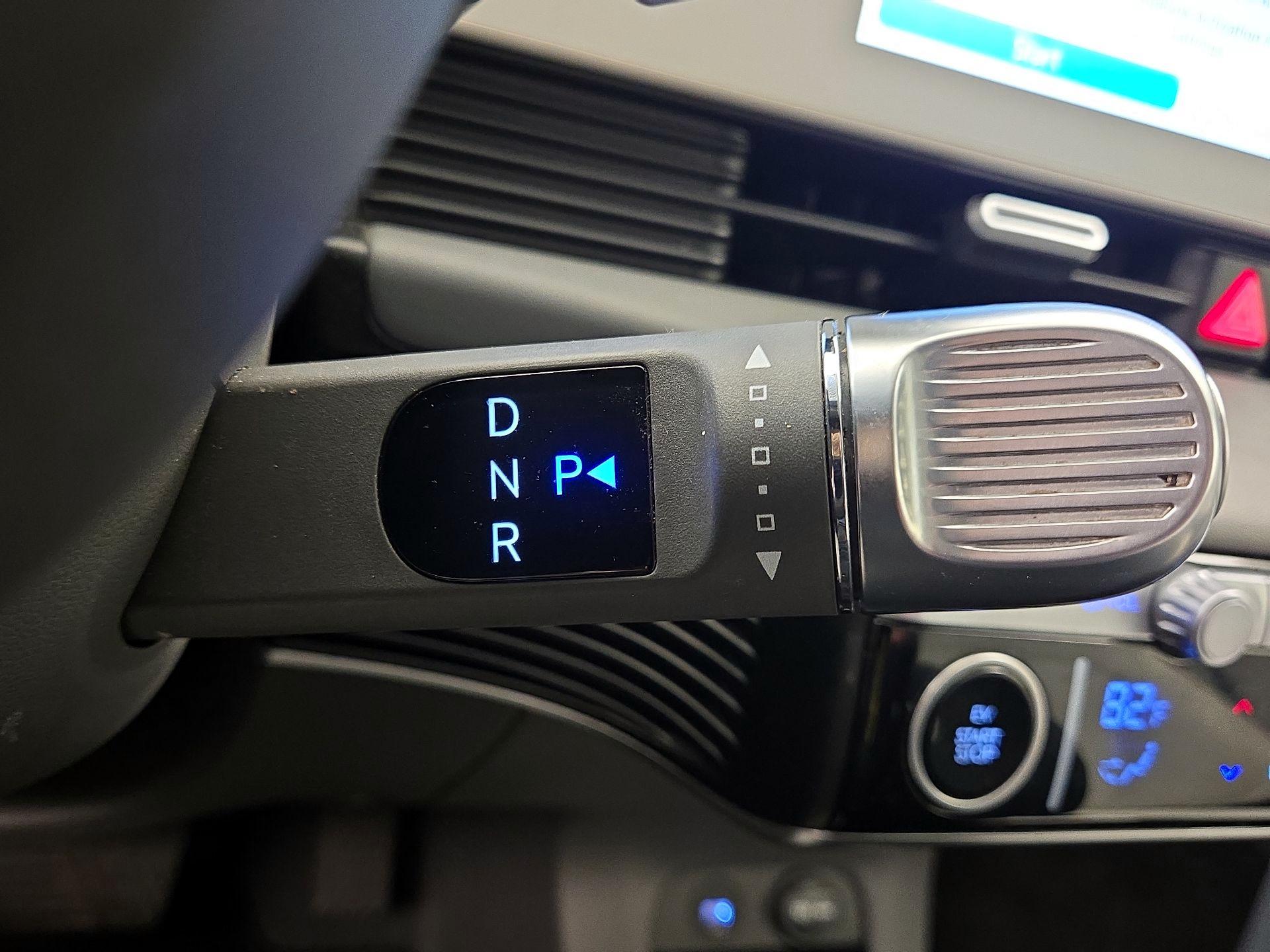 Thumbnail: 2023 Hyundai Ioniq 5 - 18