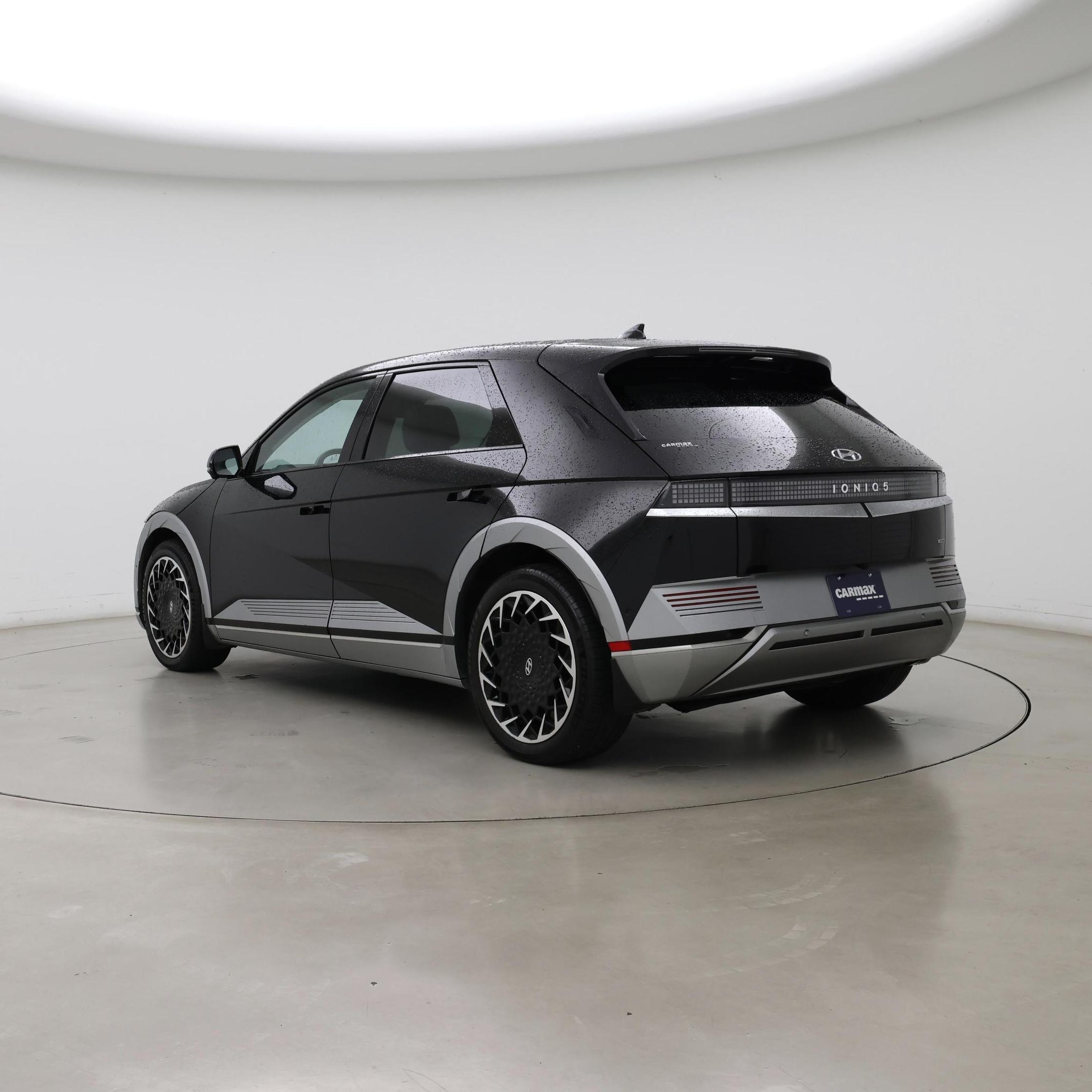 Thumbnail: 2023 Hyundai Ioniq 5 - 2