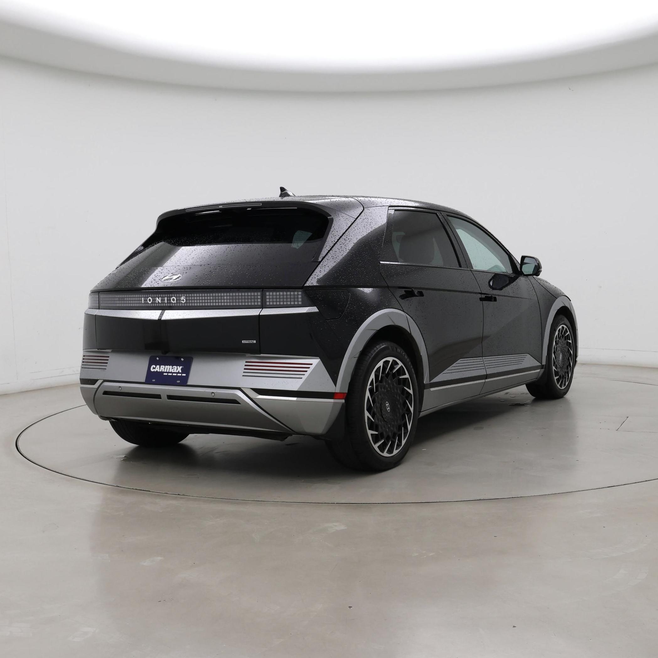 Thumbnail: 2023 Hyundai Ioniq 5 - 8