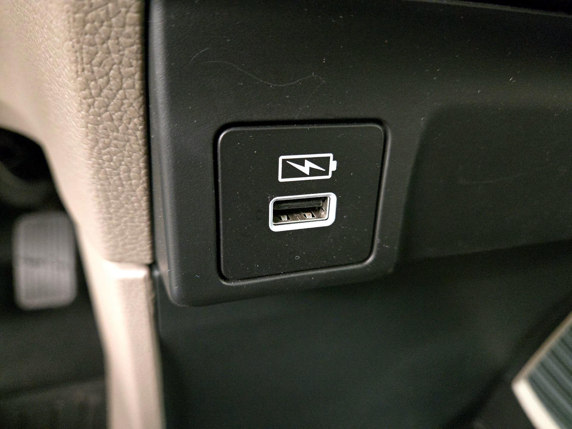 Thumbnail: 2023 Honda Odyssey - 18