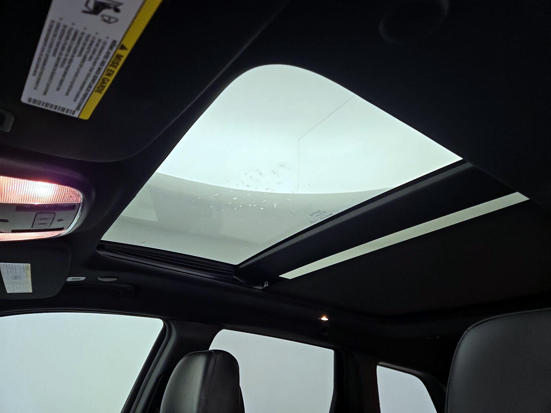 Thumbnail: 2020 Jeep Grand Cherokee - 20