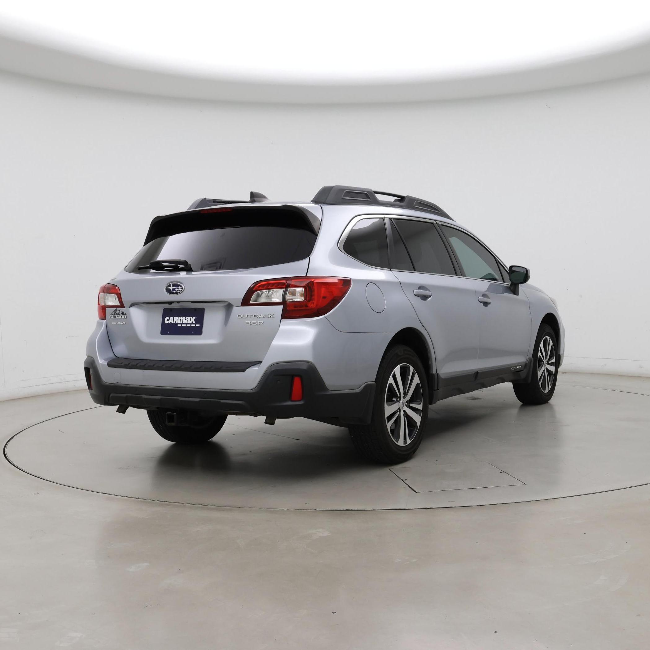 Thumbnail: 2018 Subaru Outback - 8