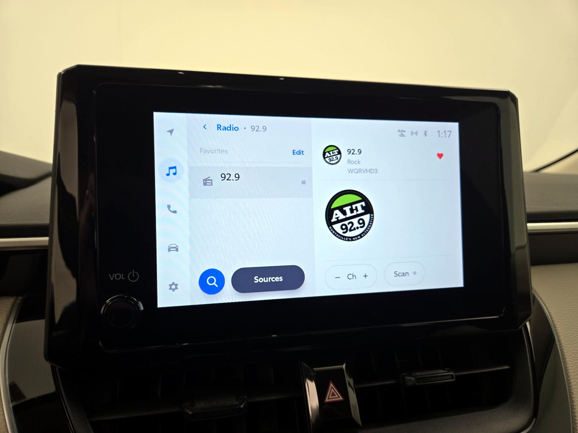 Thumbnail: 2023 Toyota Corolla - 15