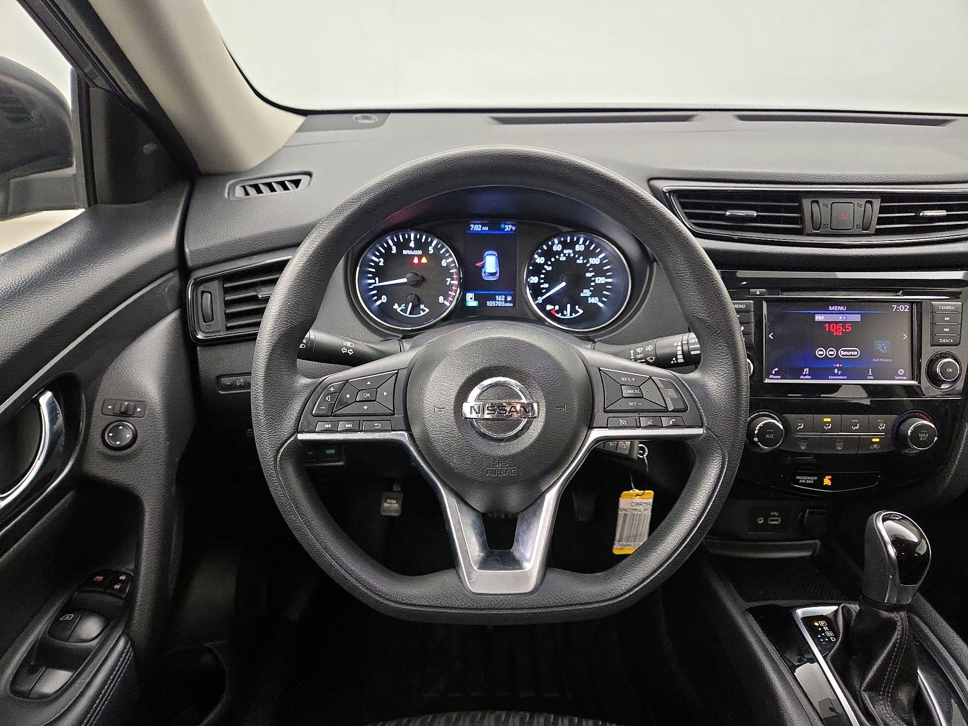 Thumbnail: 2018 Nissan Rogue - 10