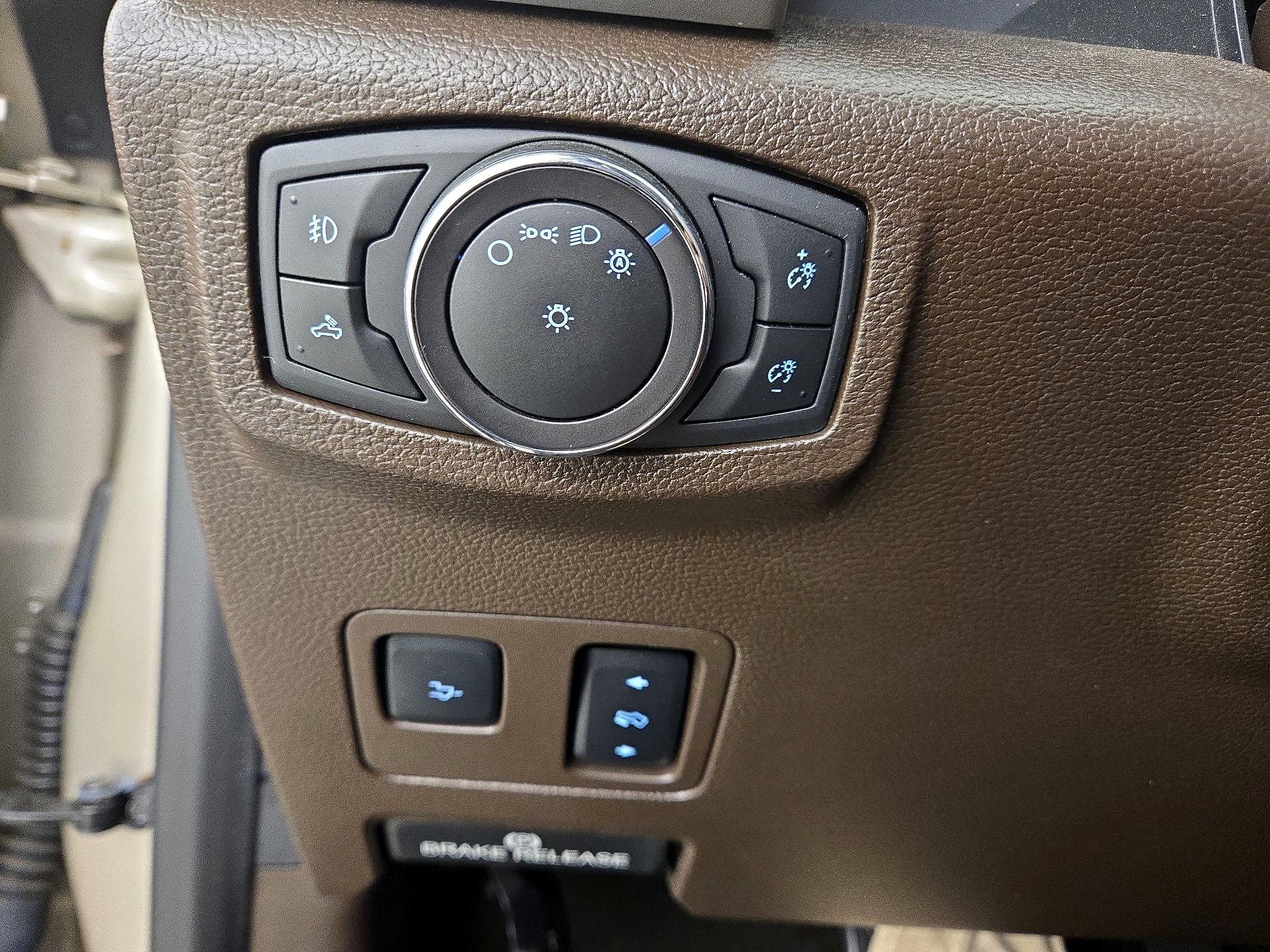 Thumbnail: 2018 Ford F-350 - 13