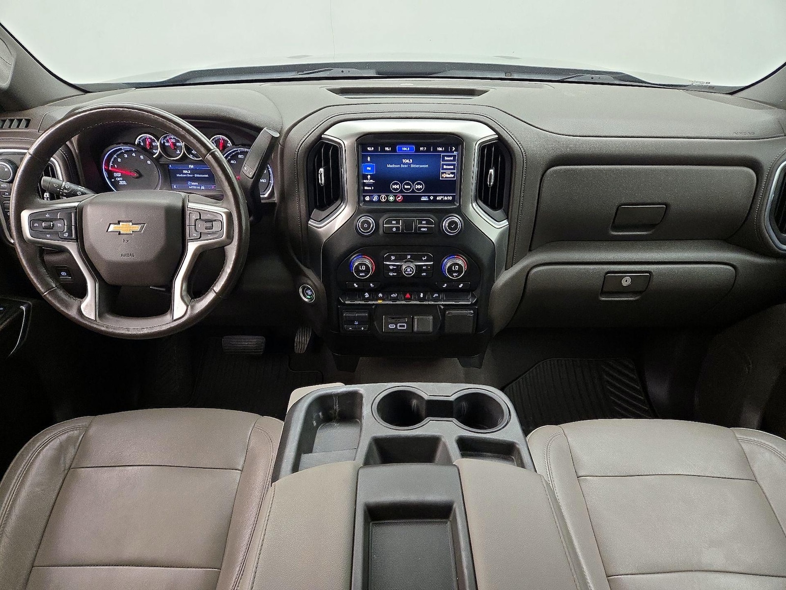 2019 Chevrolet Silverado 1500 LT - Photo 10