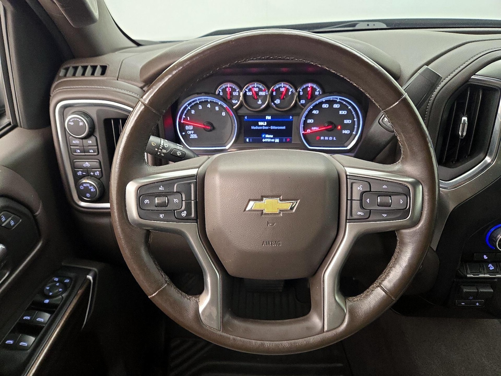 2019 Chevrolet Silverado 1500 LT - Photo 11