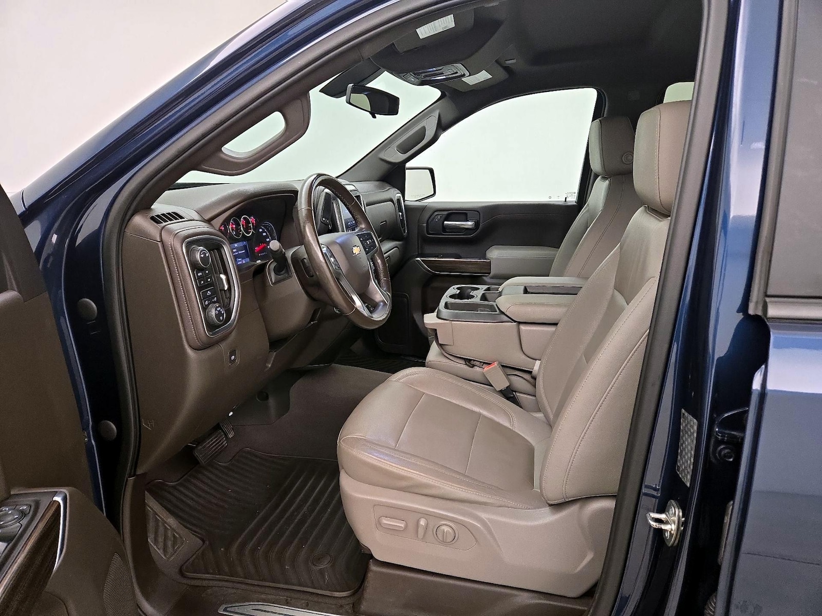2019 Chevrolet Silverado 1500 LT - Photo 12