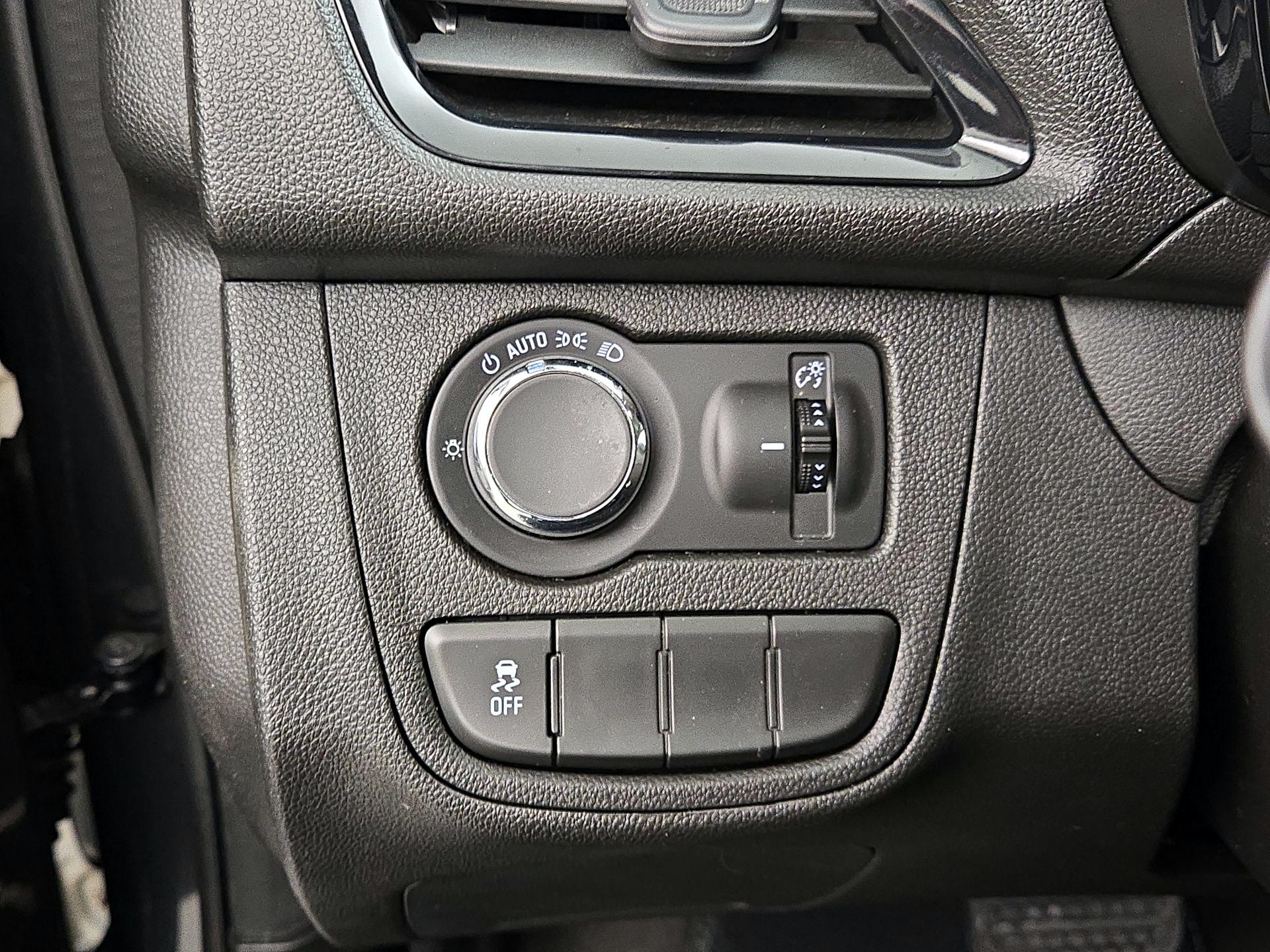 Thumbnail: 2018 Chevrolet Spark - 13