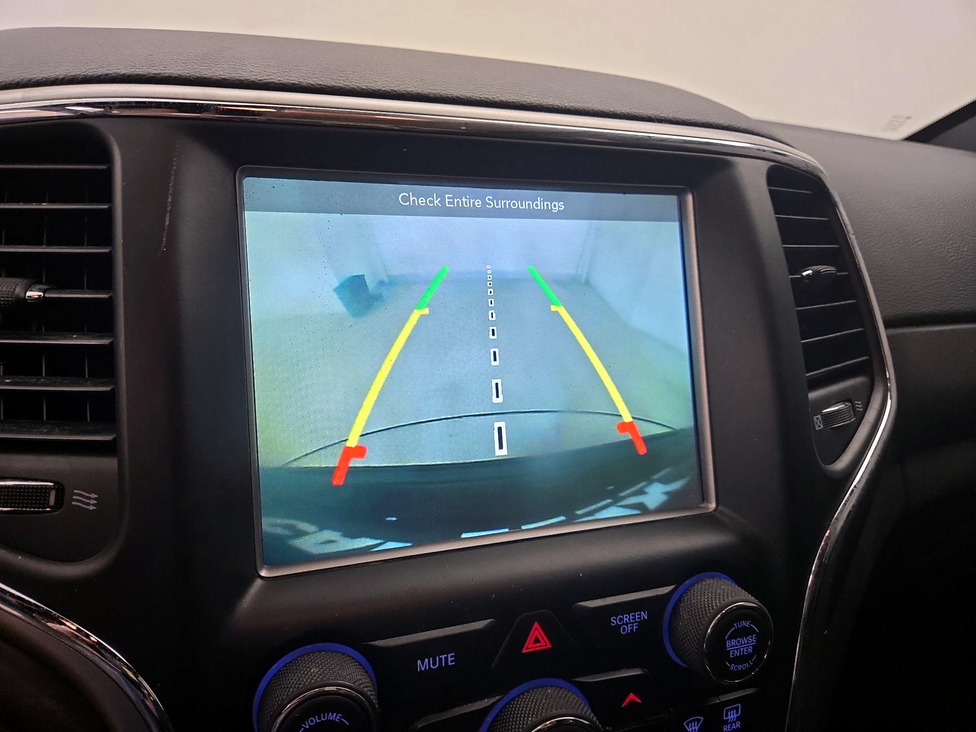 Thumbnail: 2018 Jeep Grand Cherokee - 15