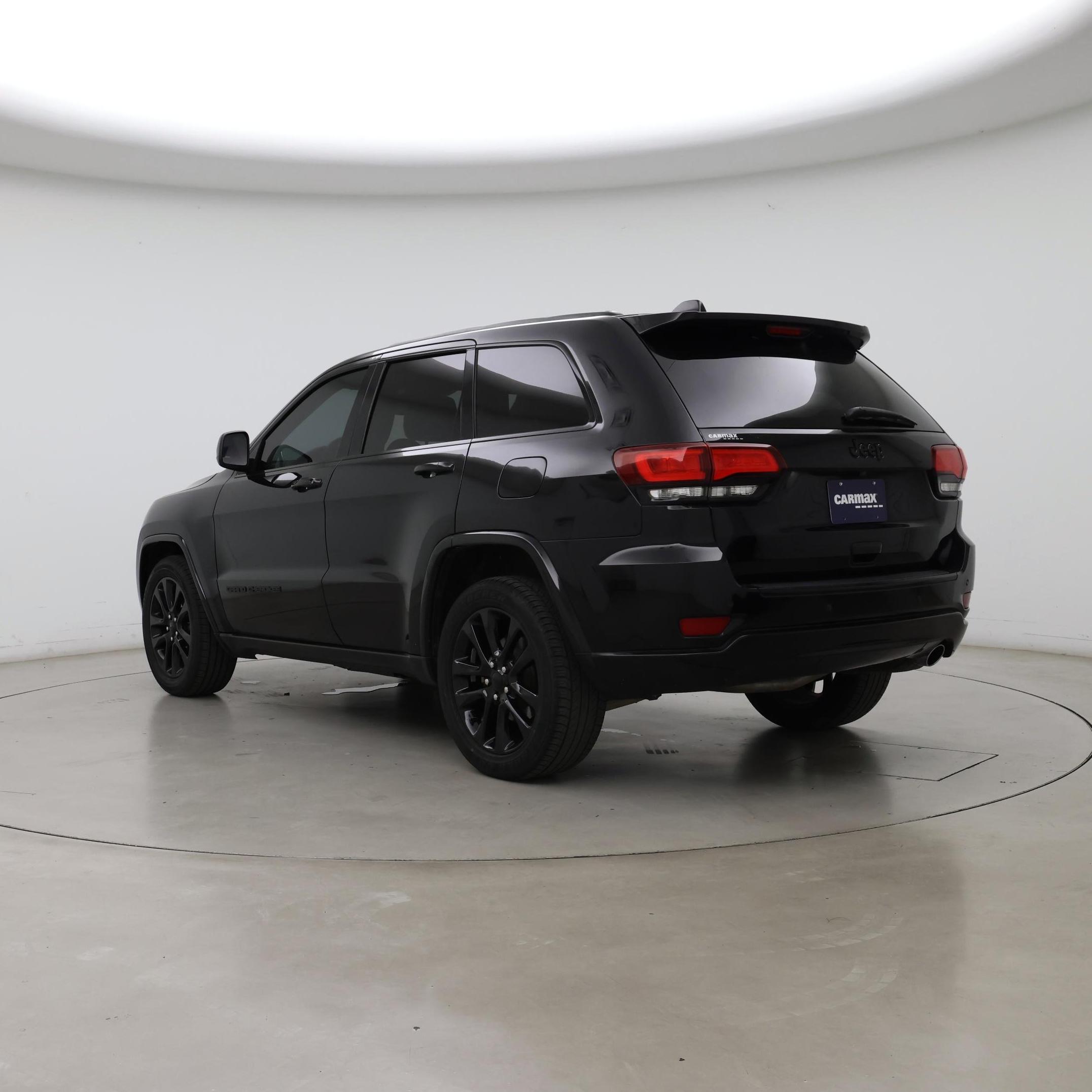 Thumbnail: 2018 Jeep Grand Cherokee - 2