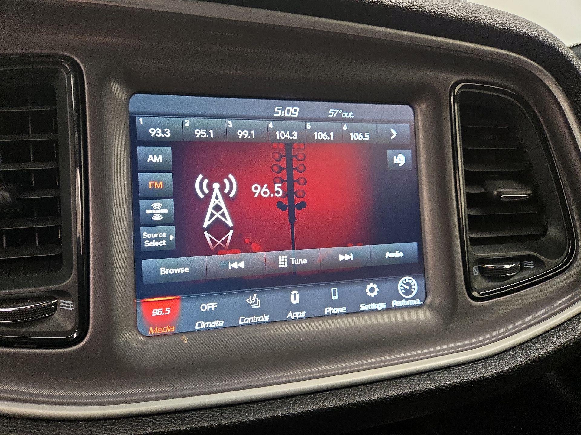 Thumbnail: 2022 Dodge Challenger - 15